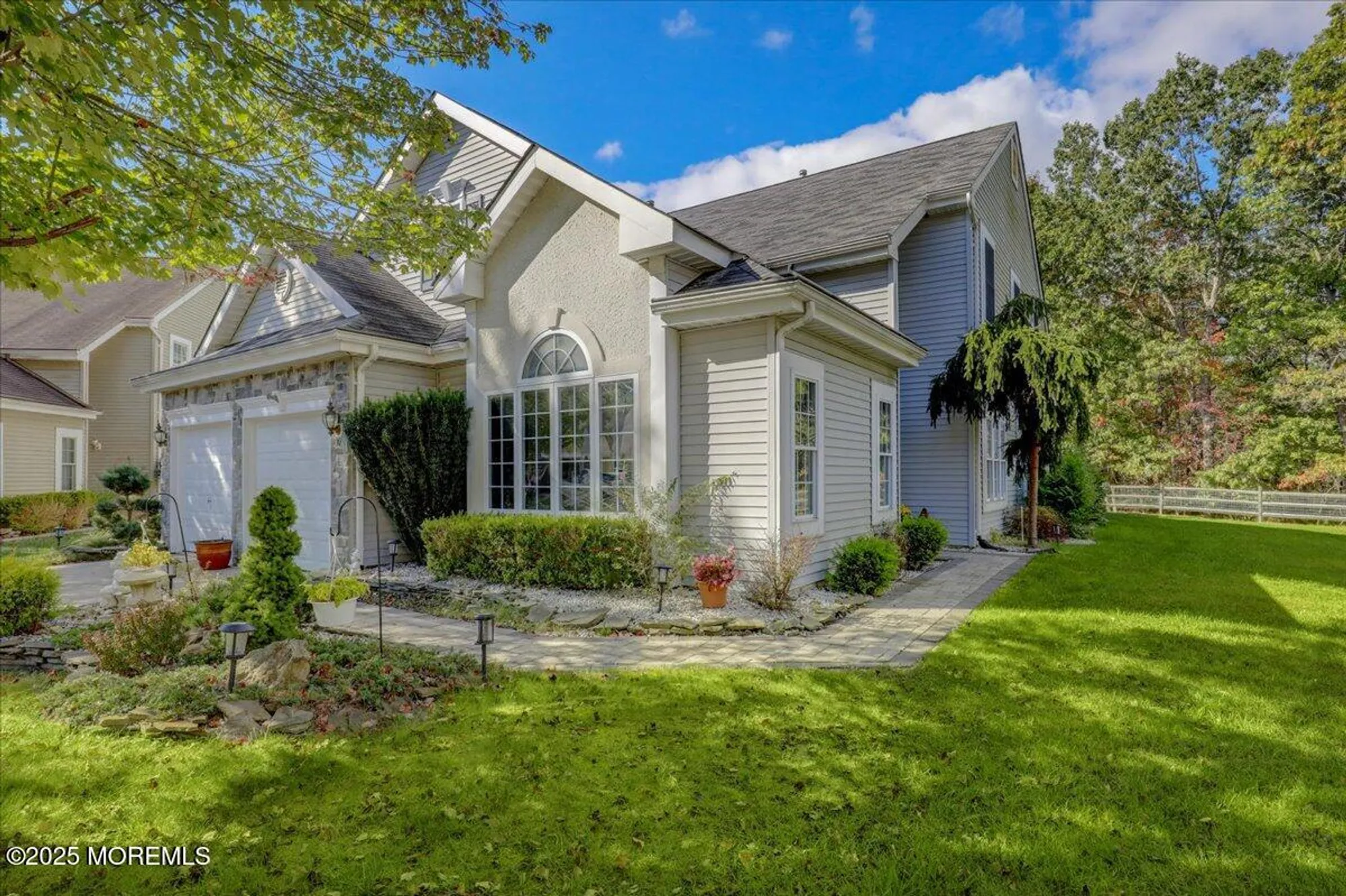 Property Slideshow image 1 of 64 | 10 sunningdale ct, Jackson, NJ, 08527