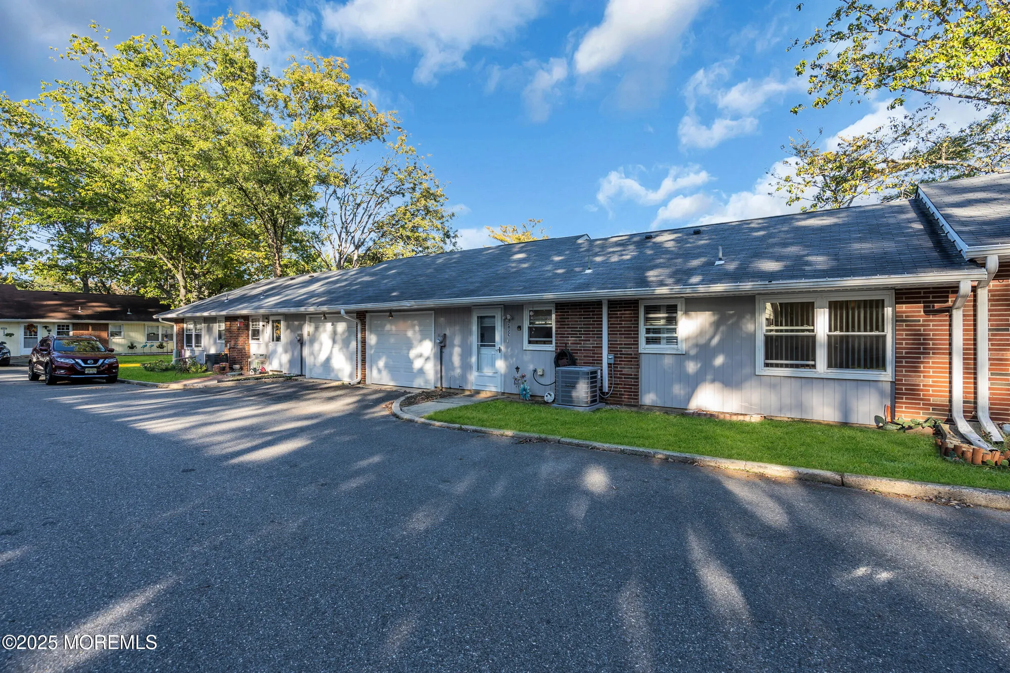 Property Slideshow image 22 of 27 | 282 huntington dr c, Lakewood, NJ, 08701