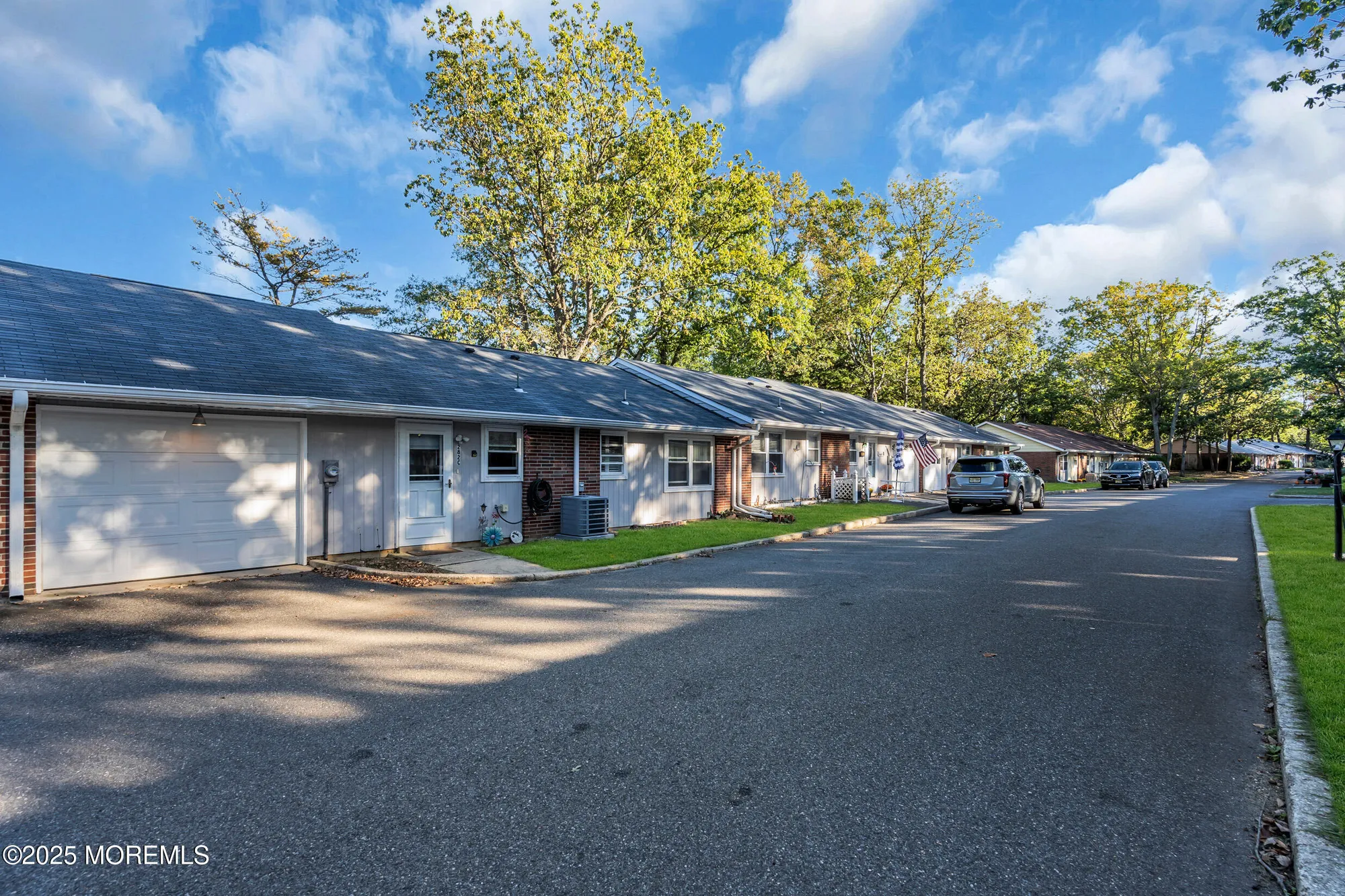 Property Slideshow image 23 of 27 | 282 huntington dr c, Lakewood, NJ, 08701