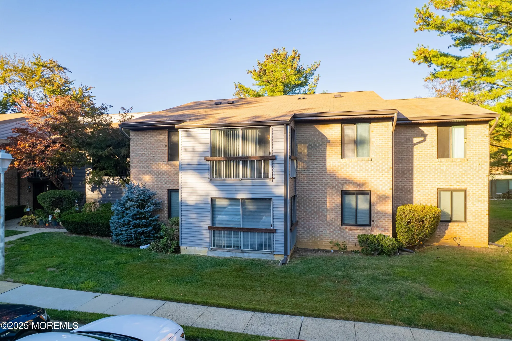 Property Slideshow image 3 of 20 | 205 covered bridge blvd unit k, Manalapan, NJ, 07726