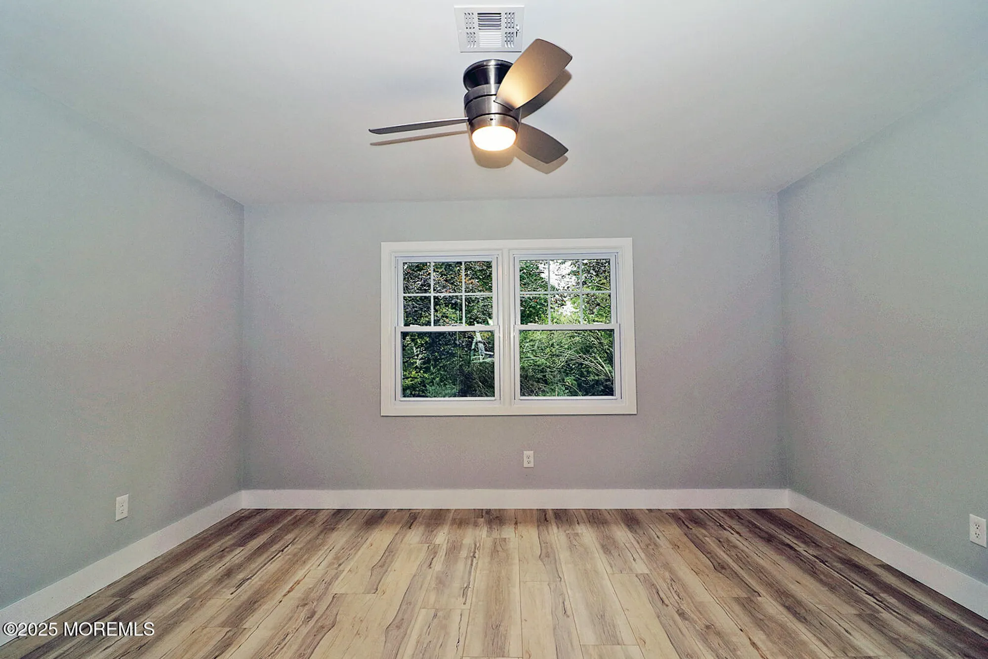 Property Slideshow image 17 of 55 | 143 westbrook dr, Toms River, NJ, 08757