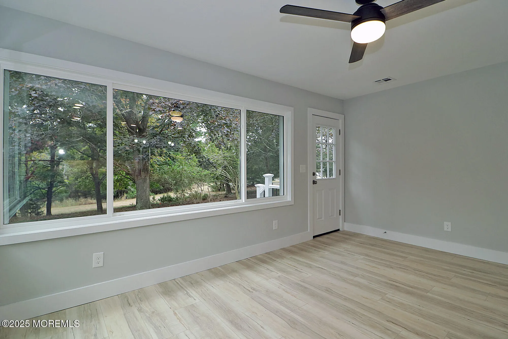 Property Slideshow image 23 of 55 | 143 westbrook dr, Toms River, NJ, 08757