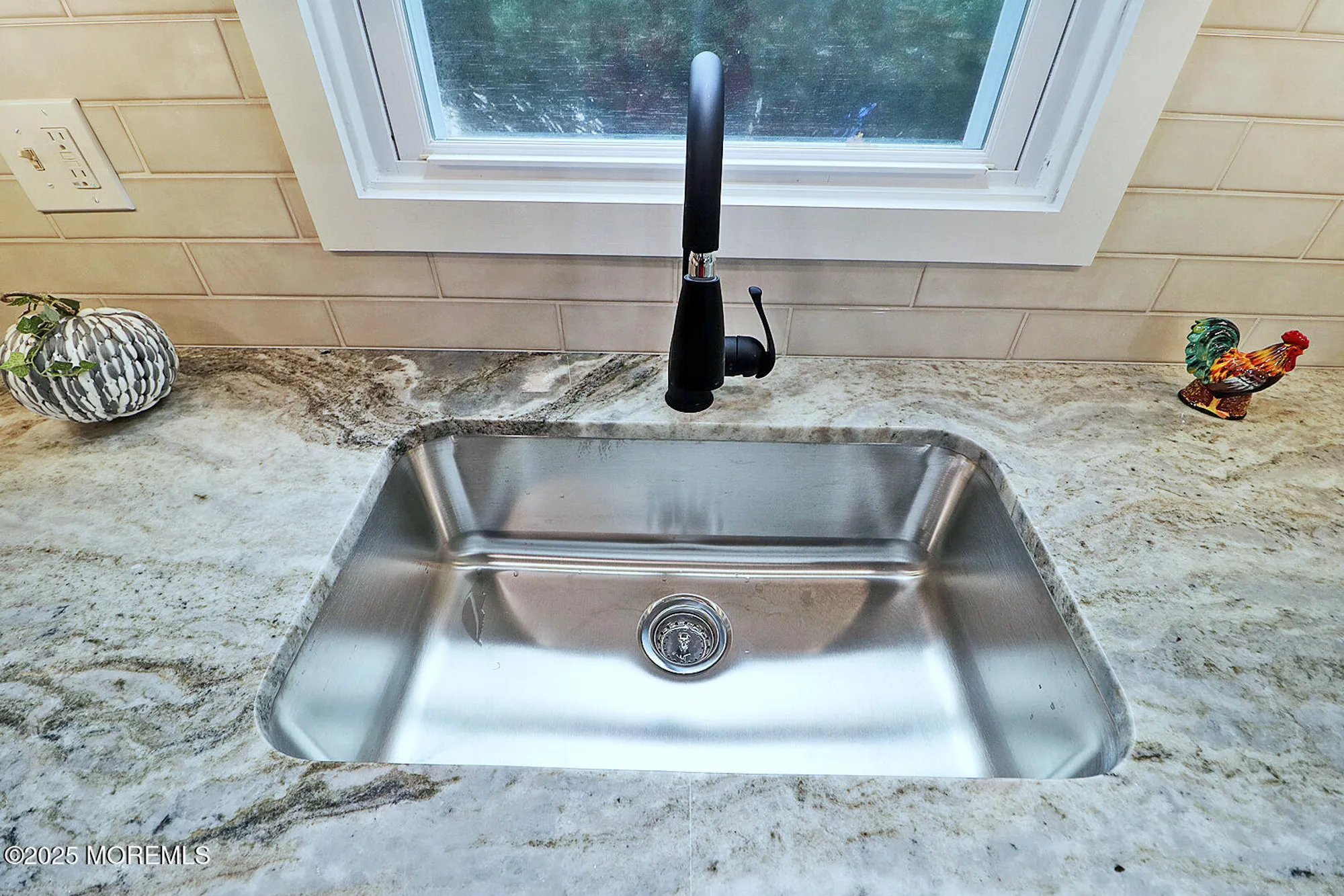 Property Slideshow image 20 of 55 | 143 westbrook dr, Toms River, NJ, 08757