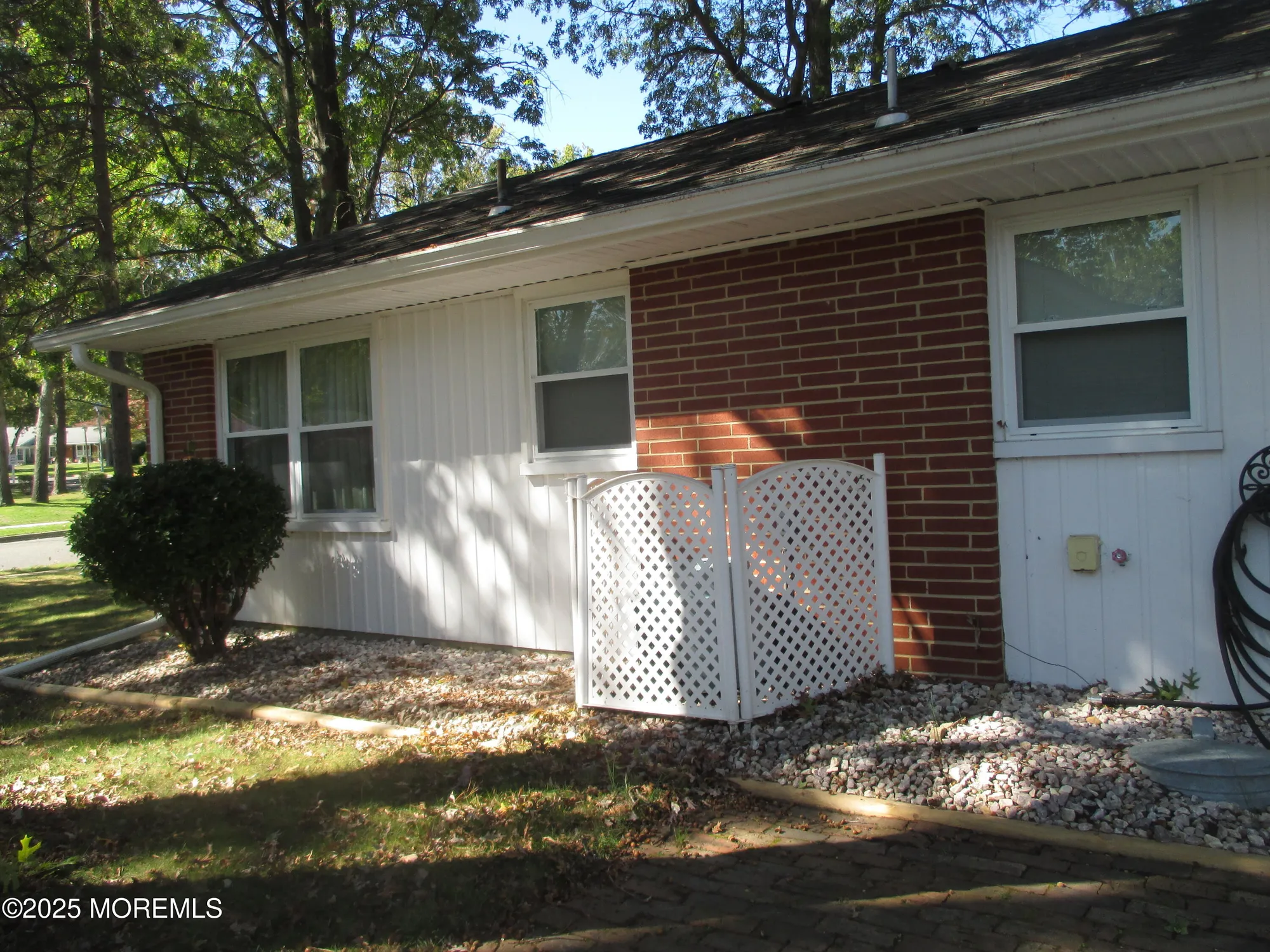 Property Slideshow image 6 of 34 | 465d thornbury ct, Lakewood, NJ, 08701