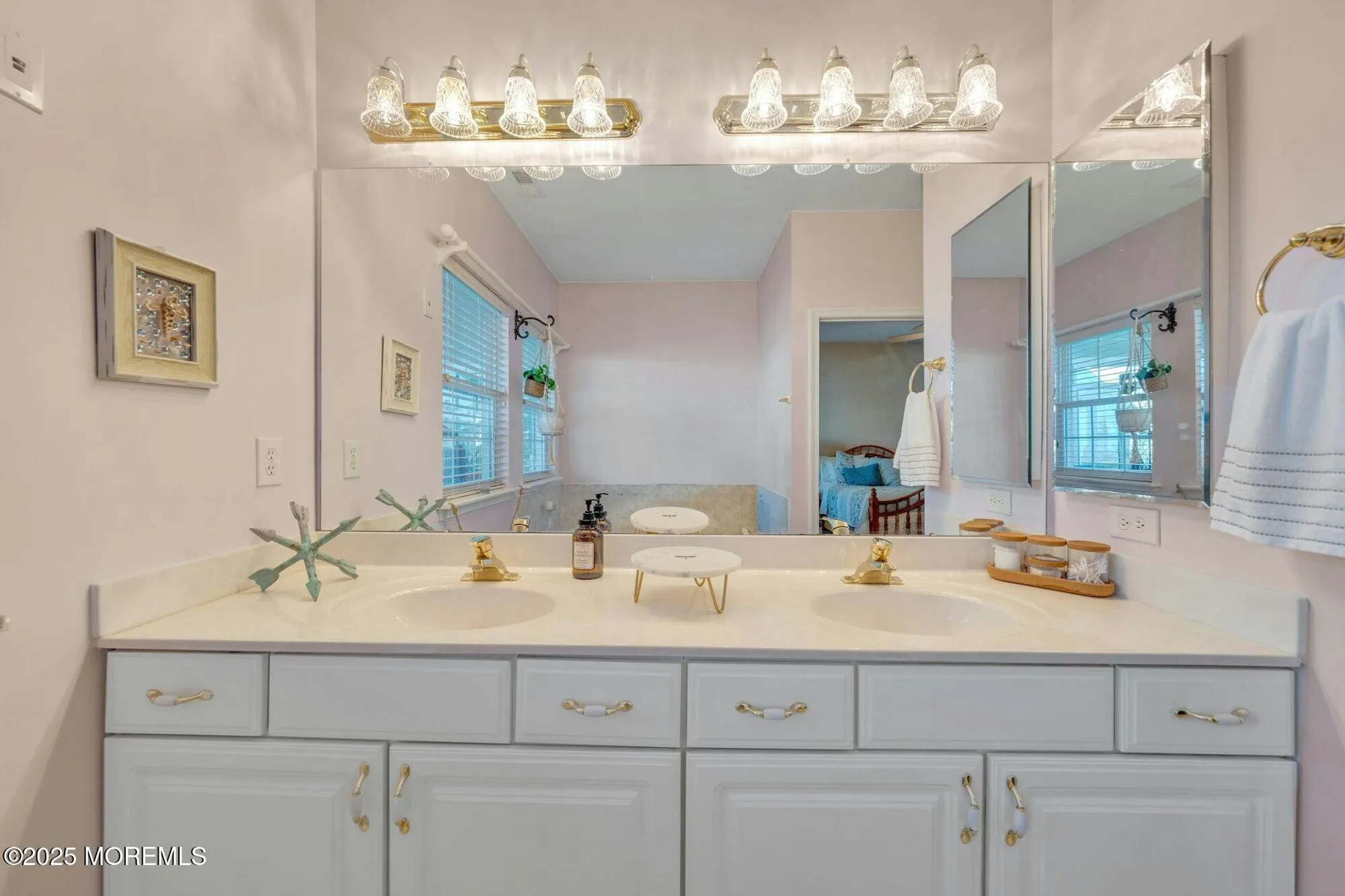 Property Slideshow image 27 of 53 | 5 la rochelle dr, Manchester, NJ, 08759