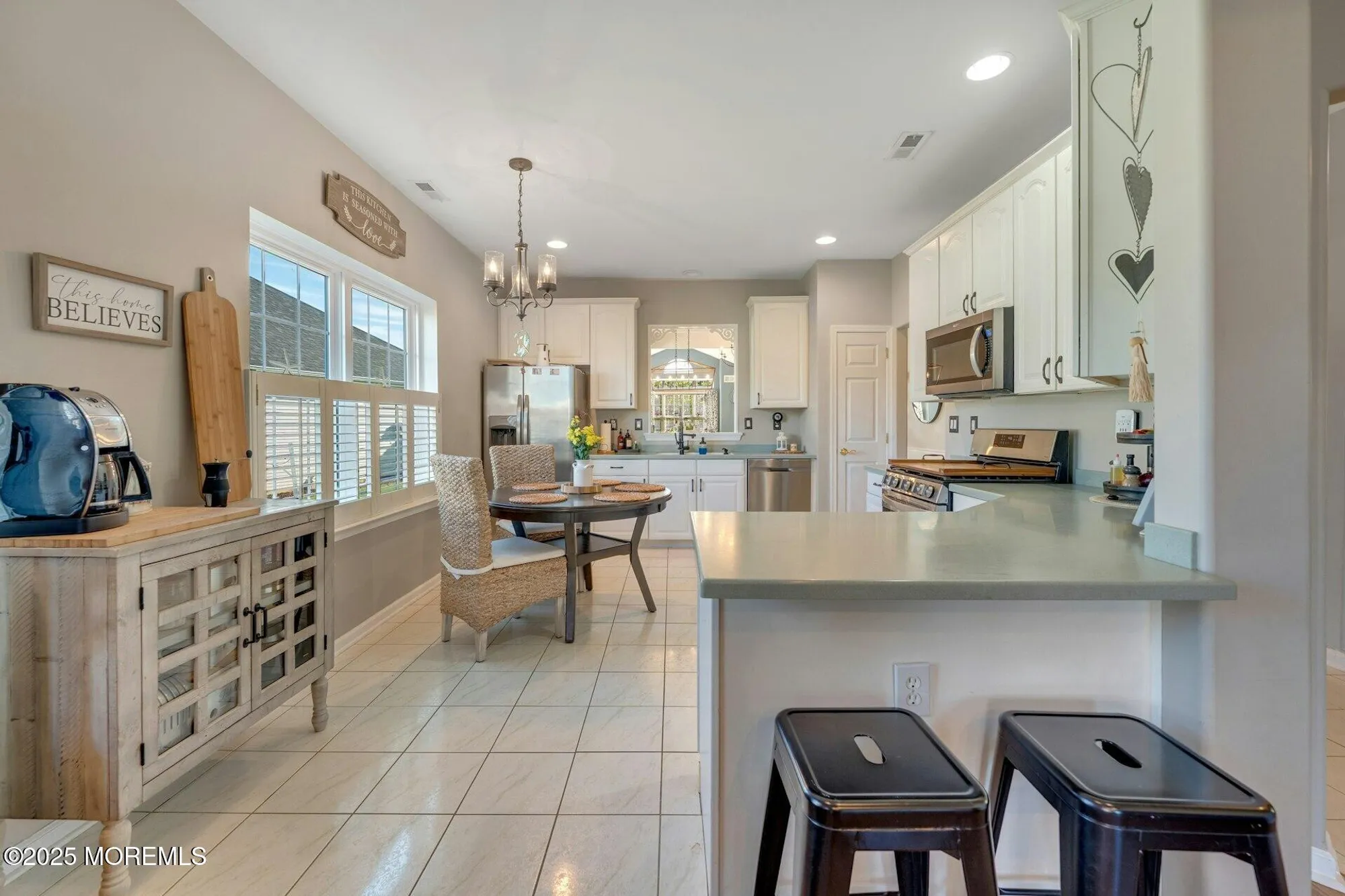 Property Slideshow image 17 of 53 | 5 la rochelle dr, Manchester, NJ, 08759