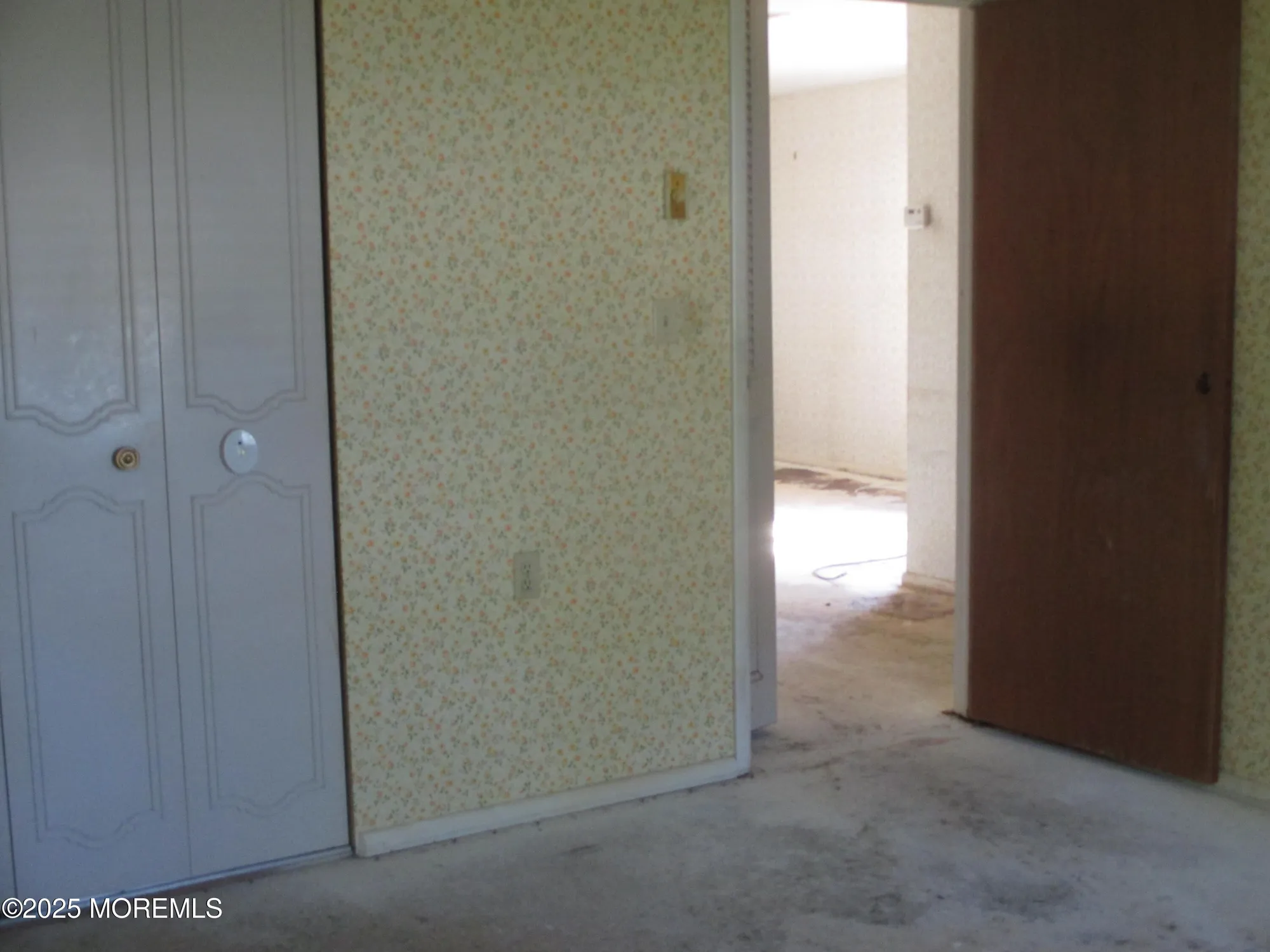 Property Slideshow image 20 of 23 | 531a dartmoor ct, Lakewood, NJ, 08701