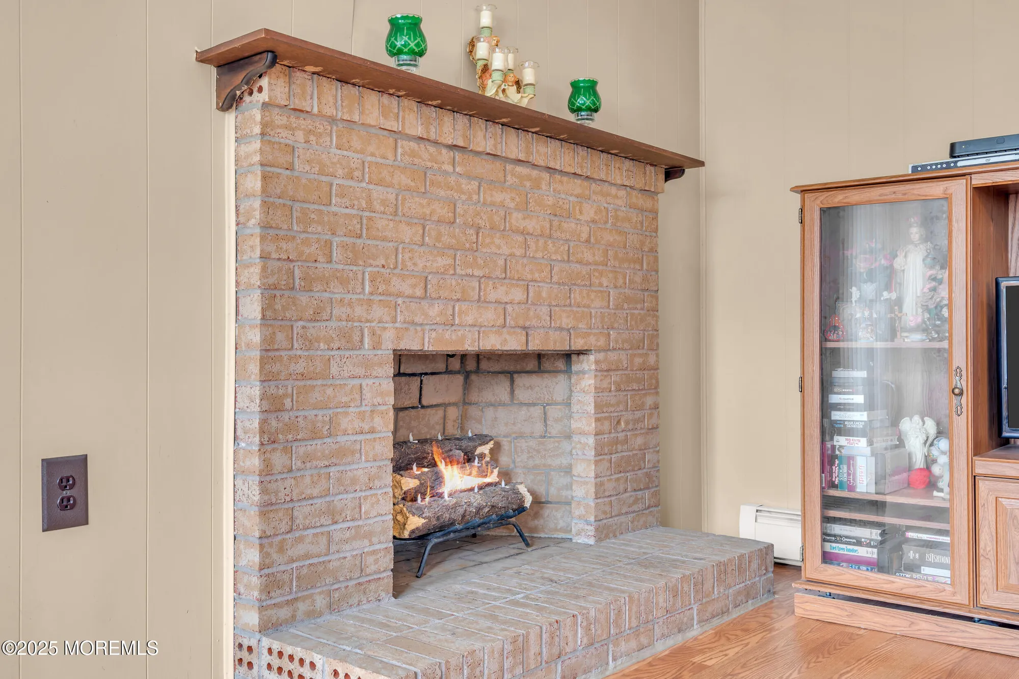 Property Slideshow image 18 of 33 | 60 woodstock dr, Toms River, NJ, 08757