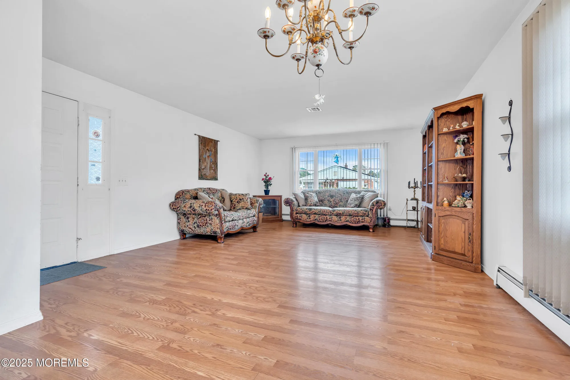 Property Slideshow image 8 of 33 | 60 woodstock dr, Toms River, NJ, 08757