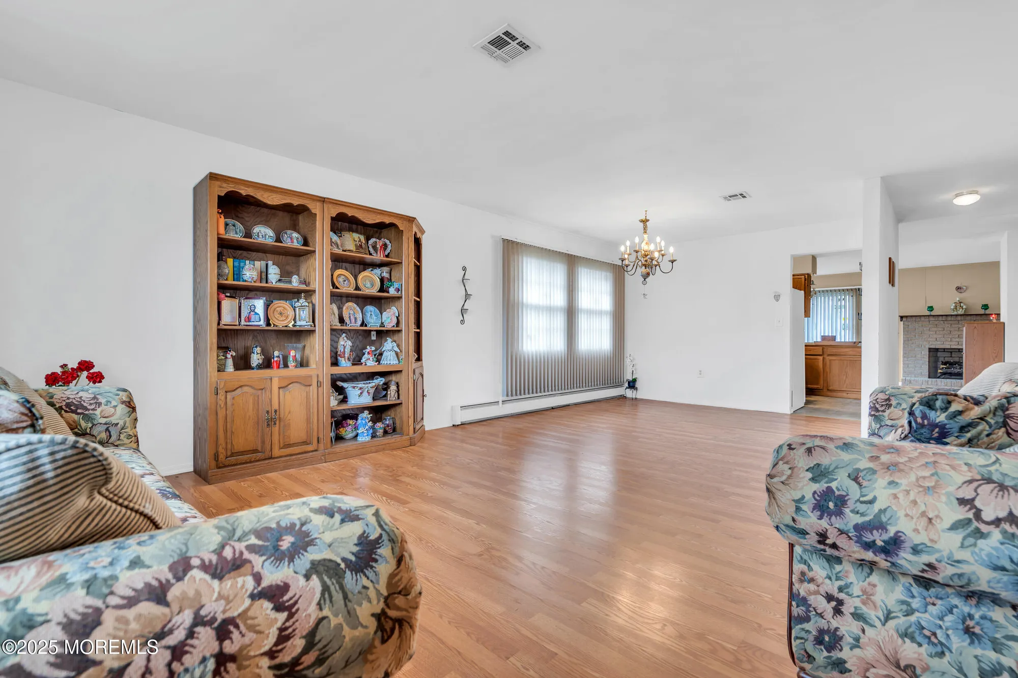 Property Slideshow image 9 of 33 | 60 woodstock dr, Toms River, NJ, 08757