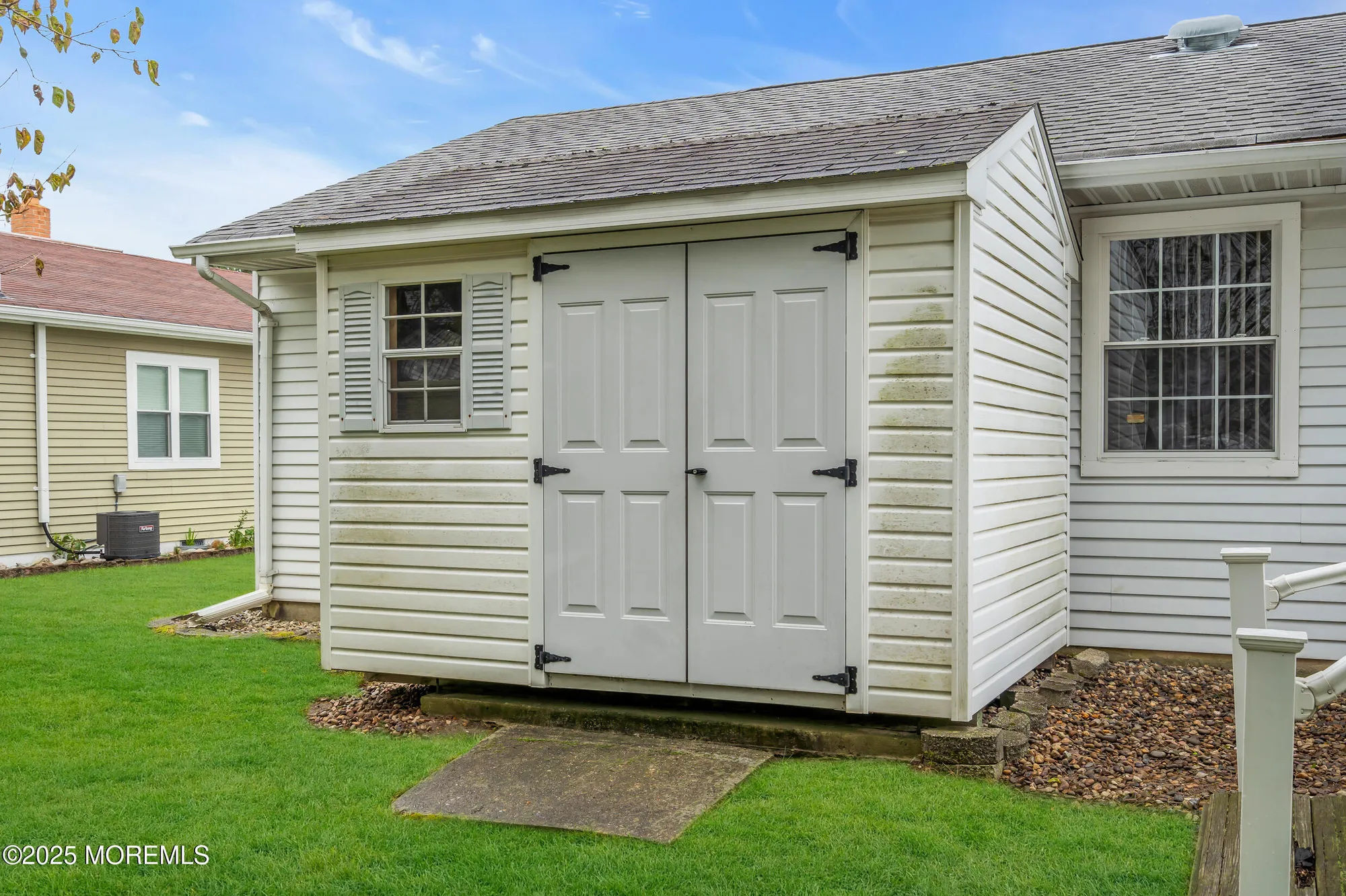 Property Slideshow image 28 of 33 | 60 woodstock dr, Toms River, NJ, 08757