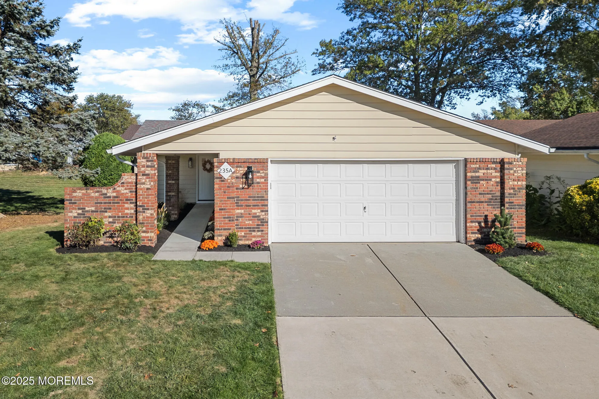 Property Slideshow image 2 of 24 | 235 vernon rd a, Jamesburg, NJ, 08831