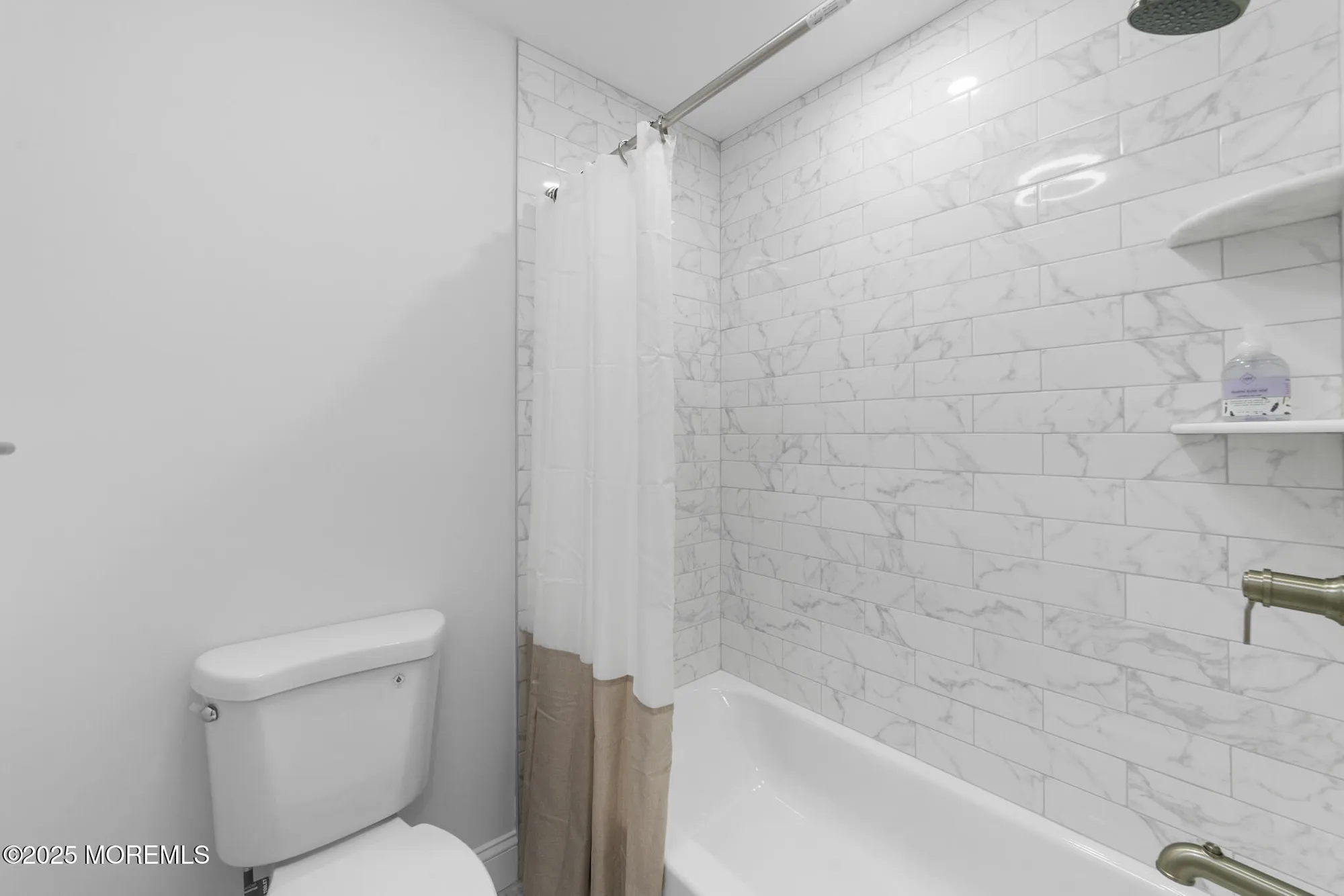 Property Slideshow image 15 of 24 | 235 vernon rd a, Jamesburg, NJ, 08831