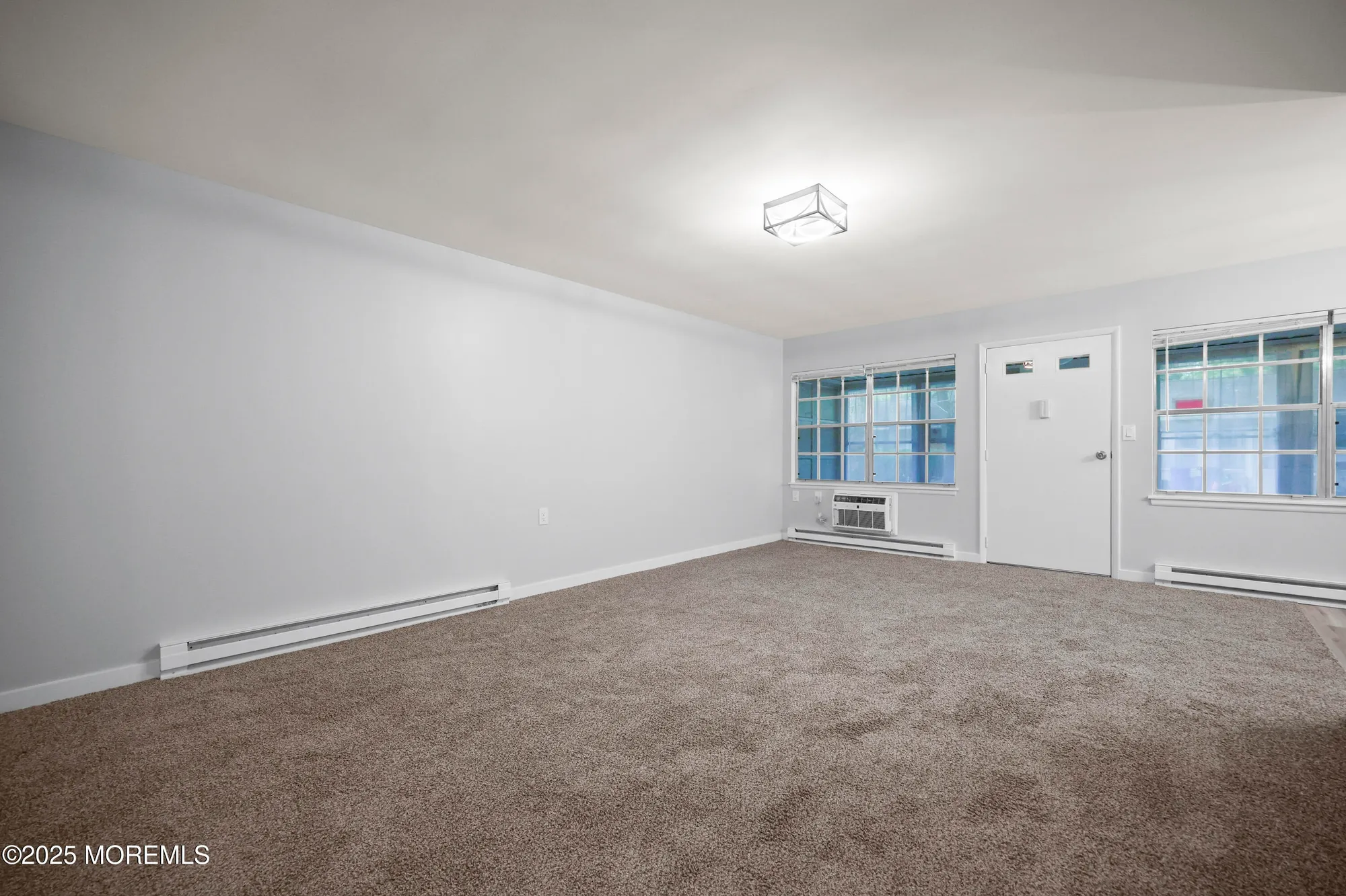 Property Slideshow image 10 of 17 | 139 farrington ct b, Lakewood, NJ, 08701