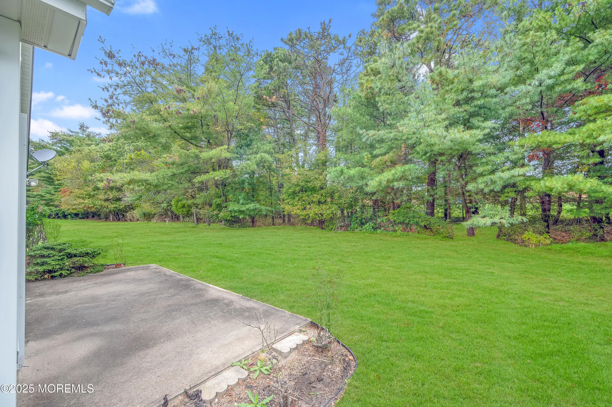 Property Slideshow image 28 of 43 | 511 waterford dr, Manchester, NJ, 08759
