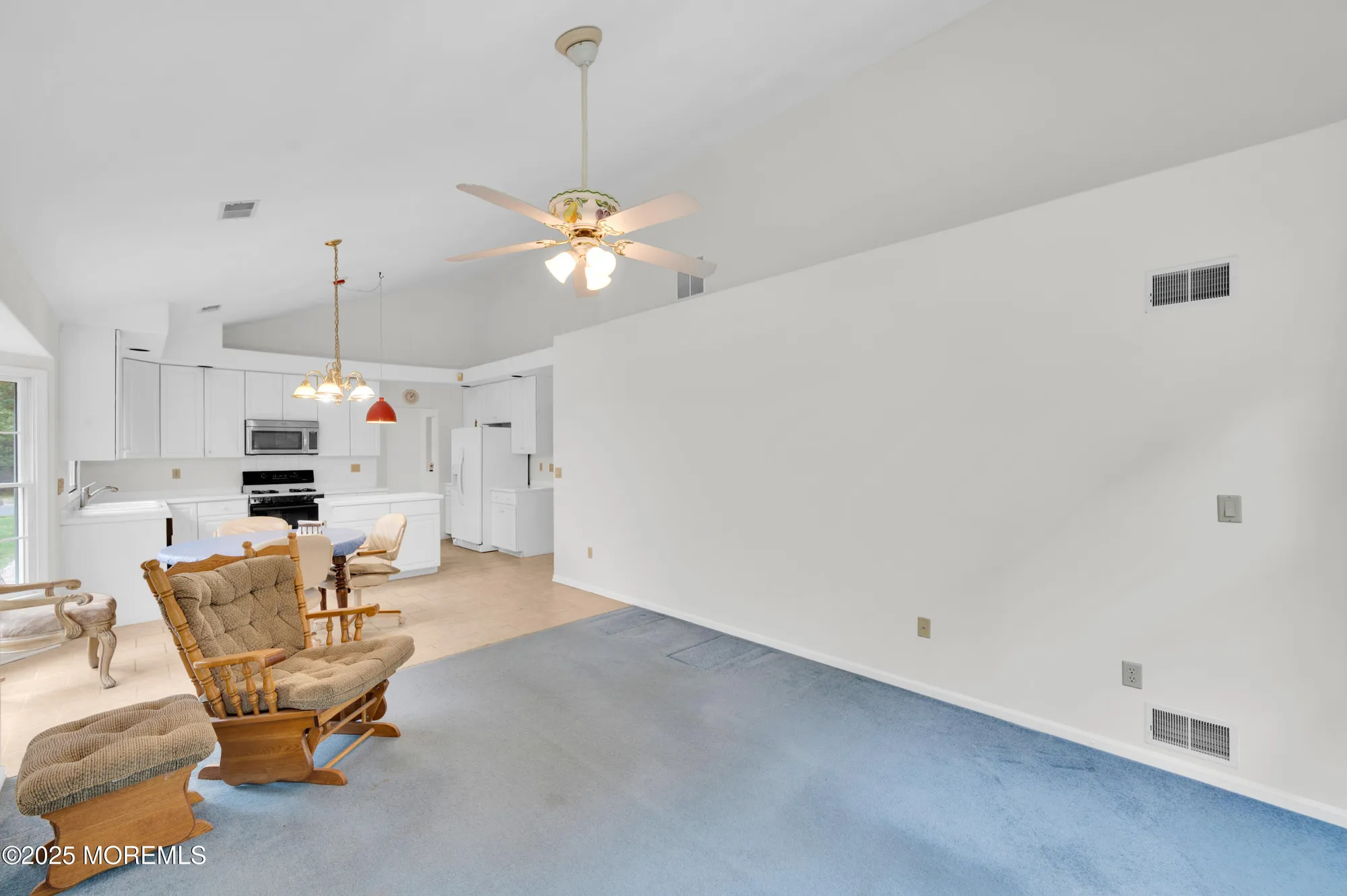 Property Slideshow image 8 of 43 | 511 waterford dr, Manchester, NJ, 08759