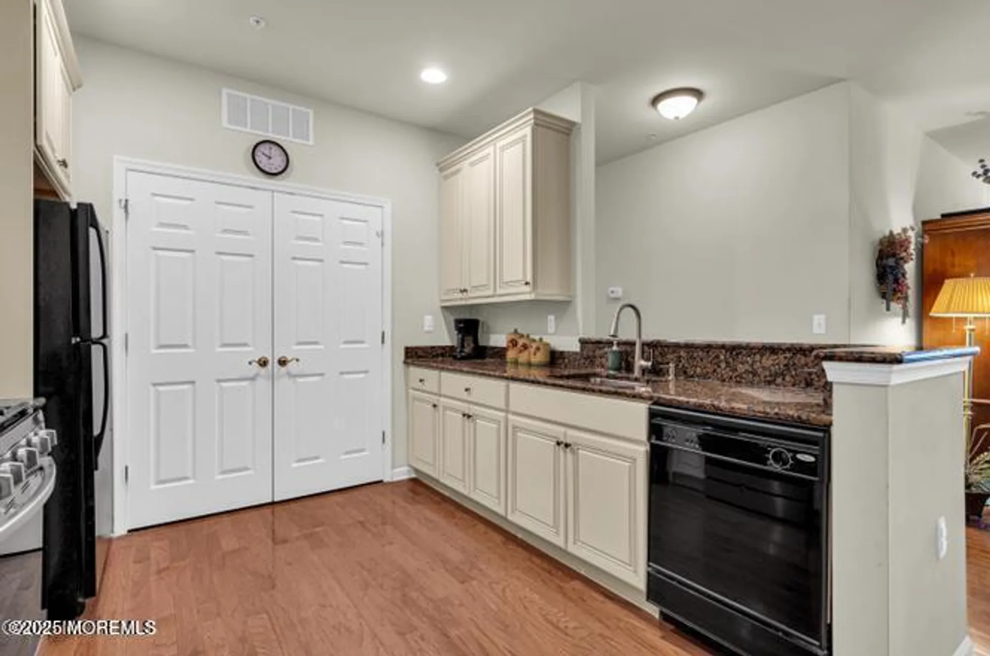 Property Slideshow image 18 of 48 | 629 sophee ln, Lakewood, NJ, 08701