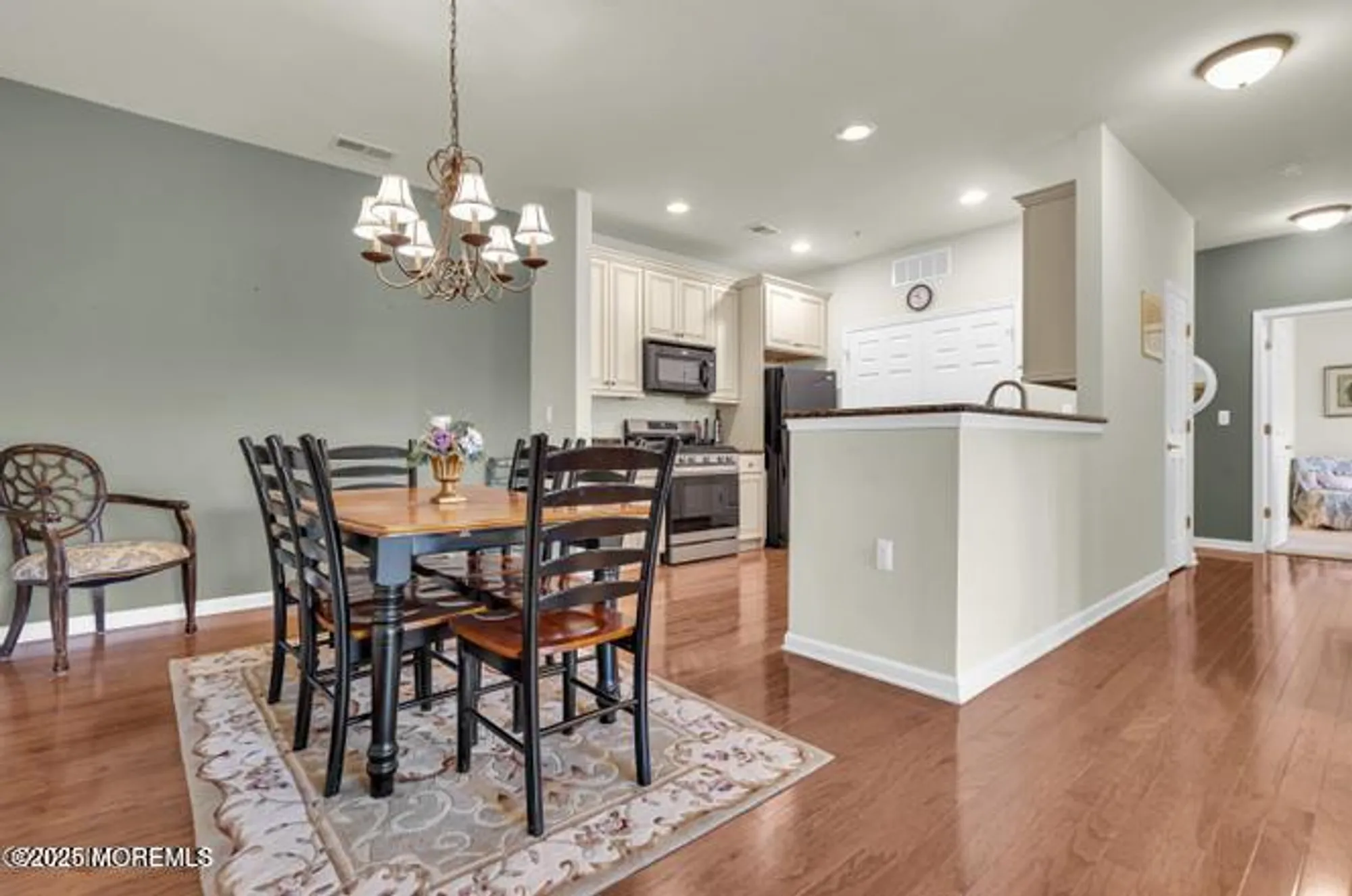 Property Slideshow image 21 of 48 | 629 sophee ln, Lakewood, NJ, 08701