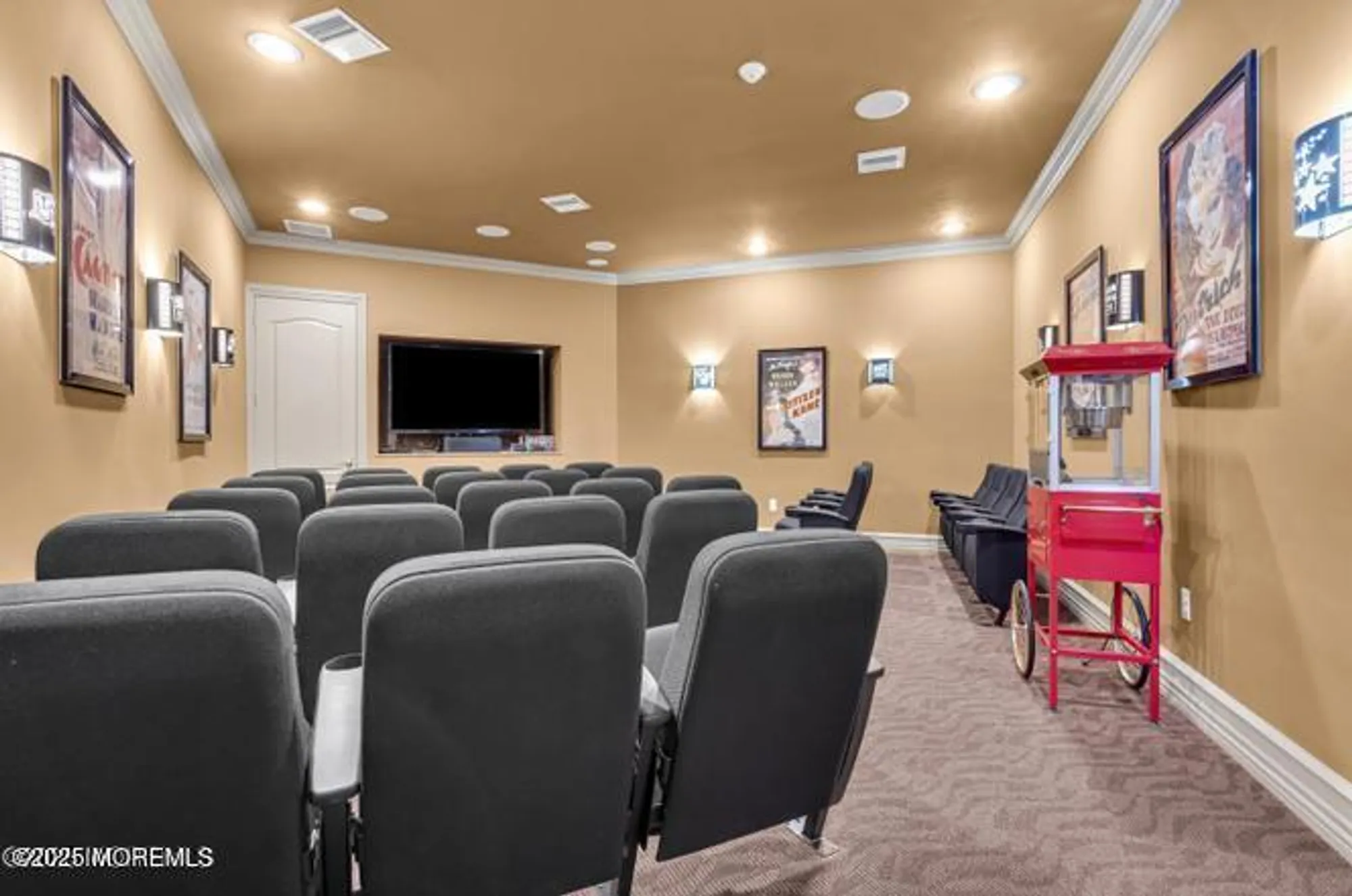 Property Slideshow image 39 of 48 | 629 sophee ln, Lakewood, NJ, 08701