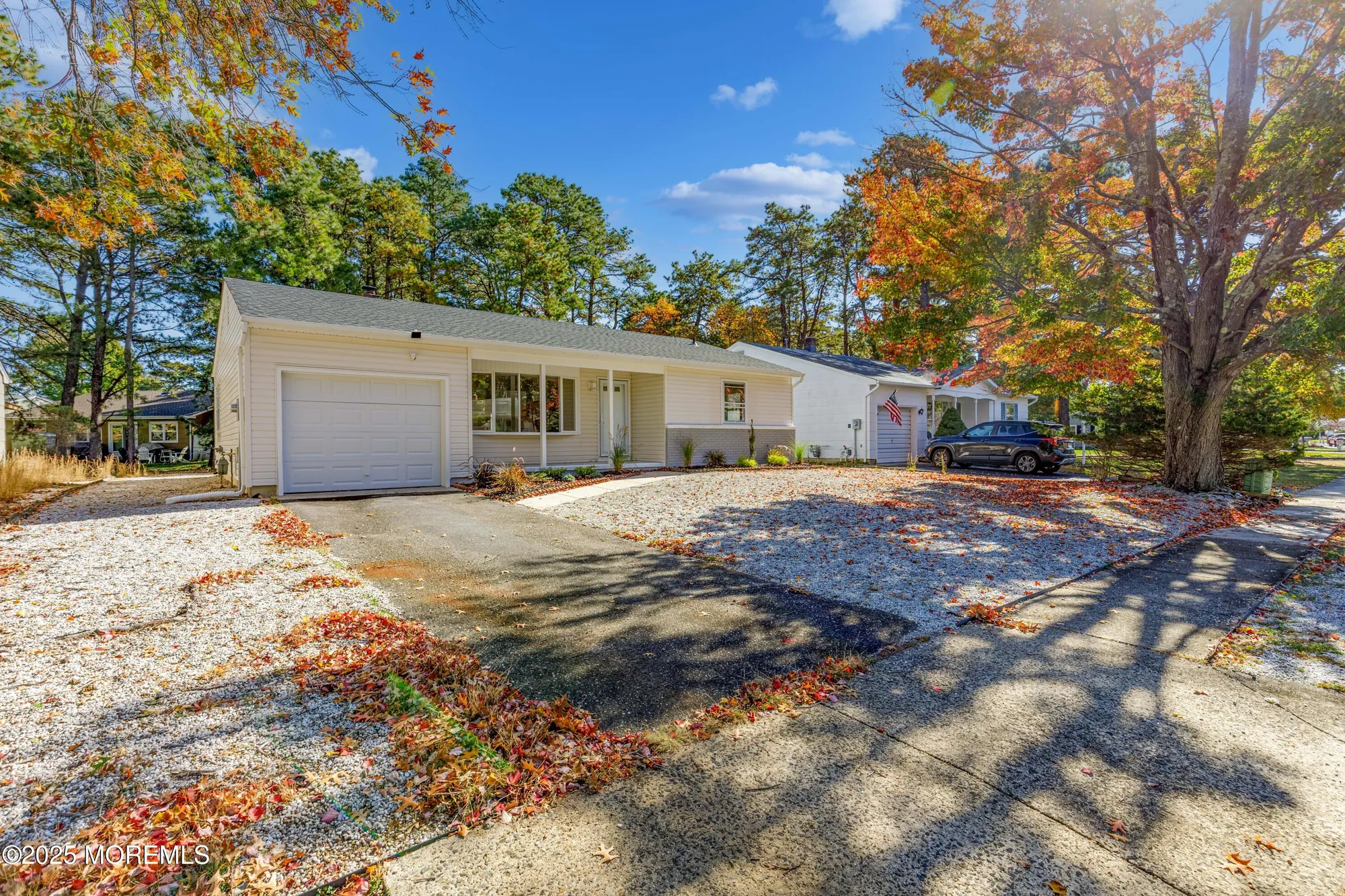 Property Slideshow image 1 of 39 | 30 zeeland dr, Toms River, NJ, 08757