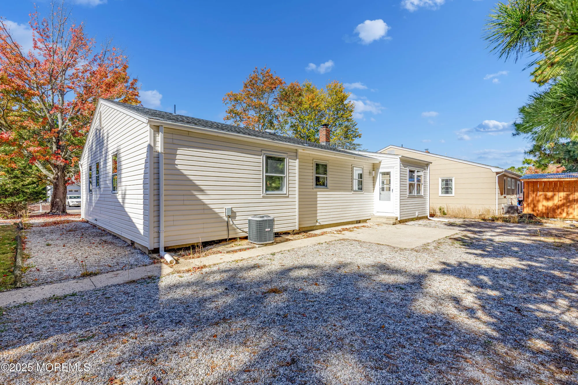 Property Slideshow image 30 of 39 | 30 zeeland dr, Toms River, NJ, 08757