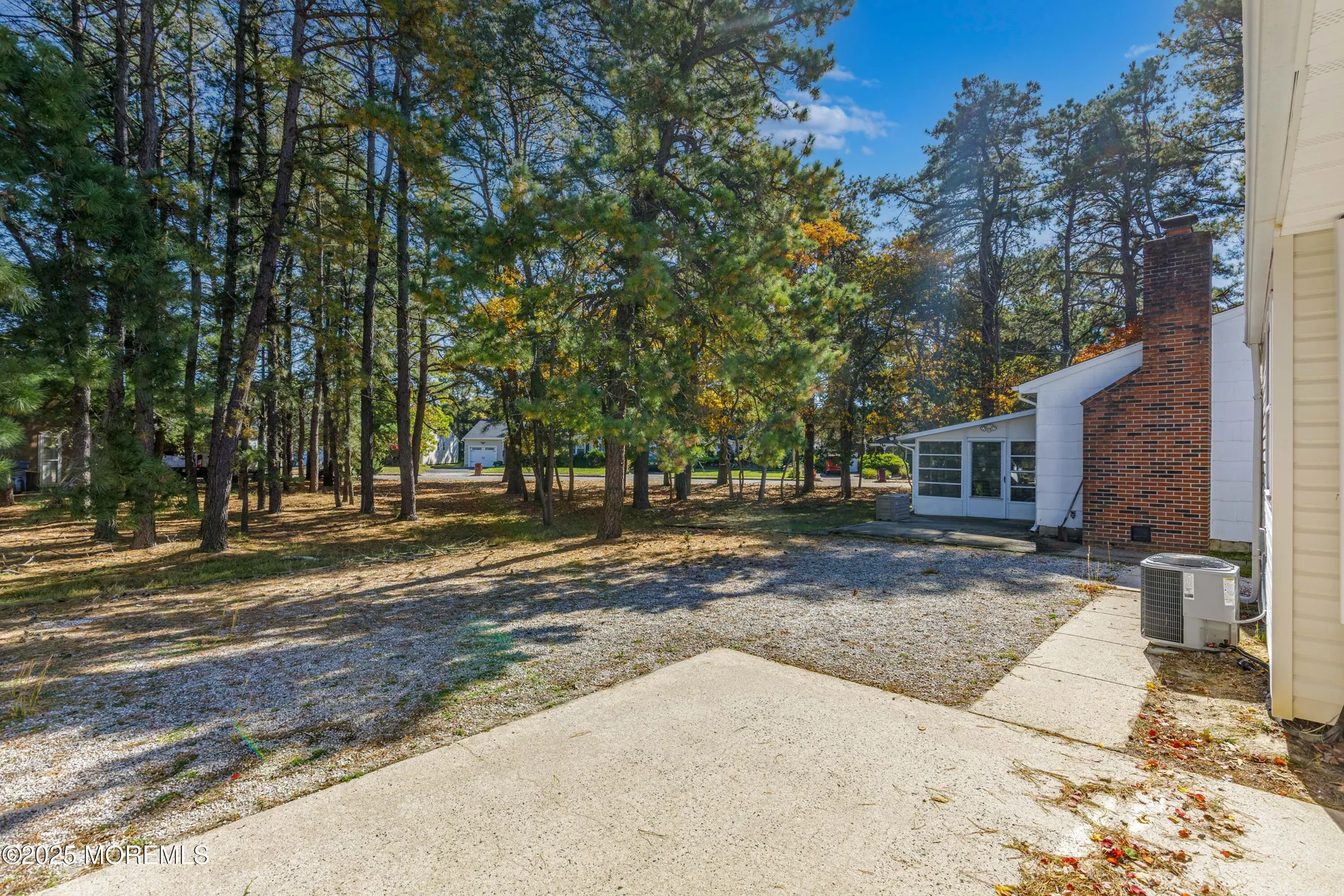 Property Slideshow image 27 of 39 | 30 zeeland dr, Toms River, NJ, 08757