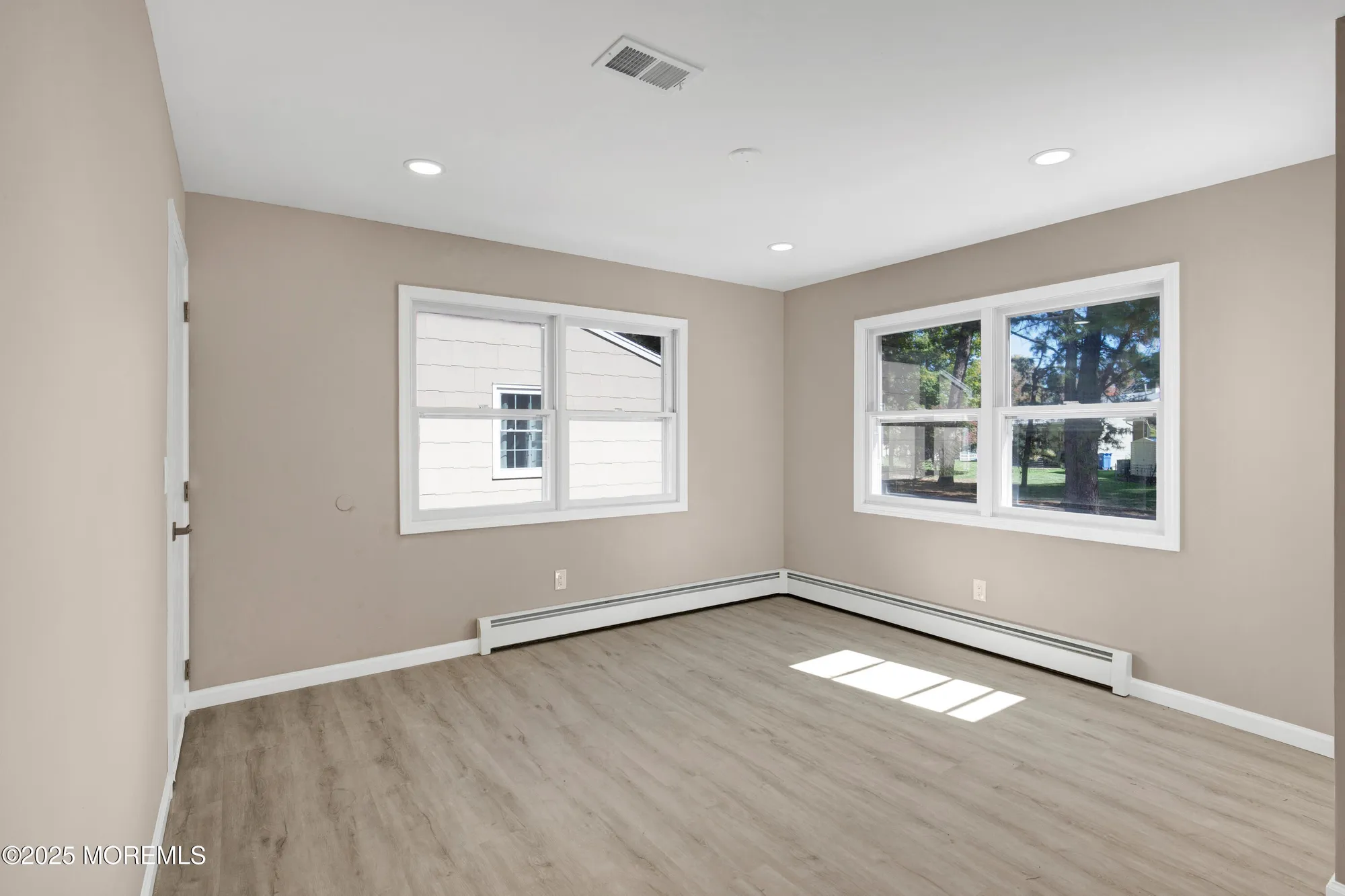 Property Slideshow image 17 of 39 | 30 zeeland dr, Toms River, NJ, 08757