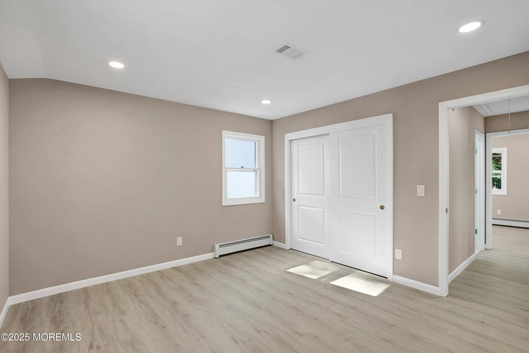 Property Slideshow image 19 of 39 | 30 zeeland dr, Toms River, NJ, 08757