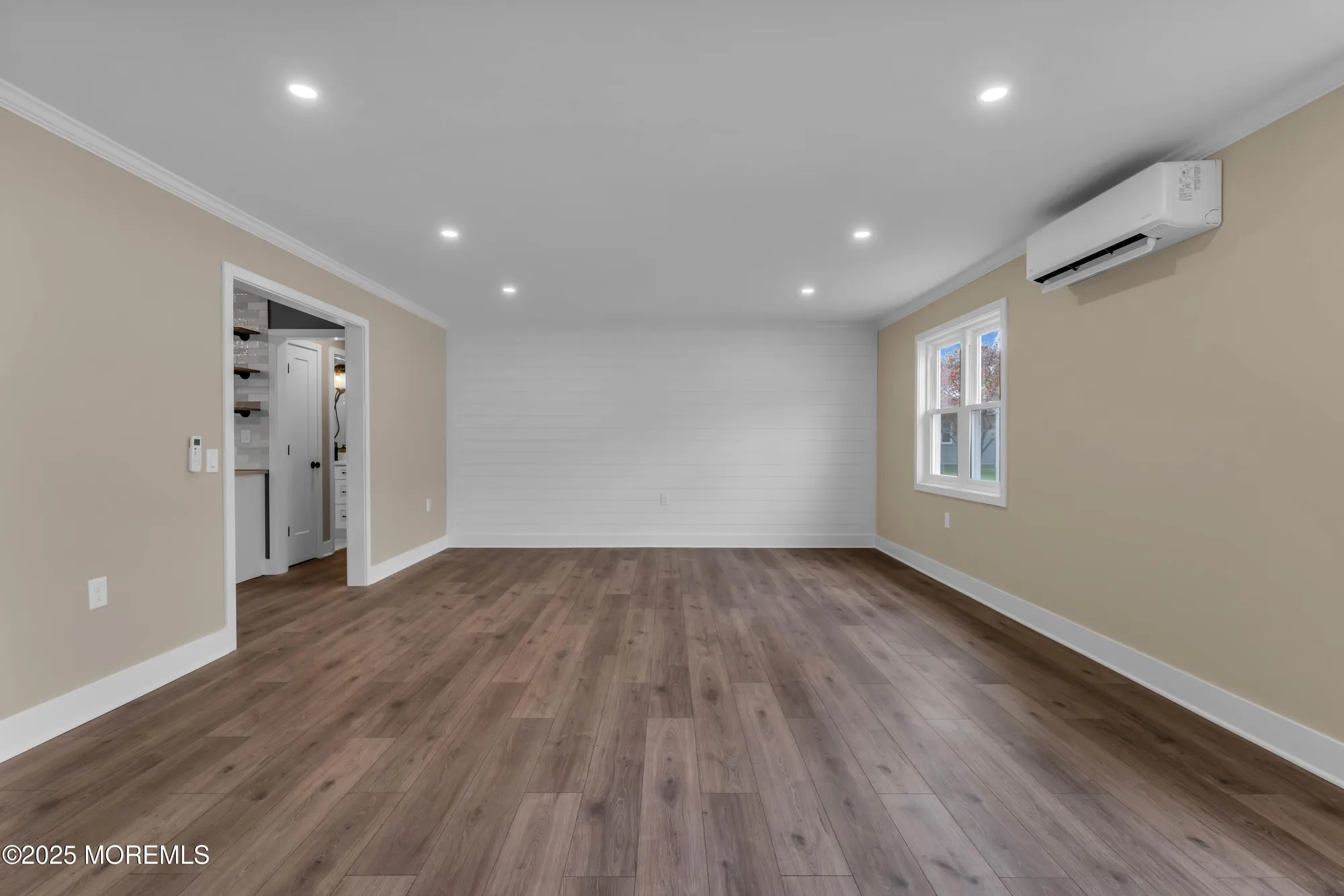 Property Slideshow image 8 of 26 | 94 troumaka st, Toms River, NJ, 08757