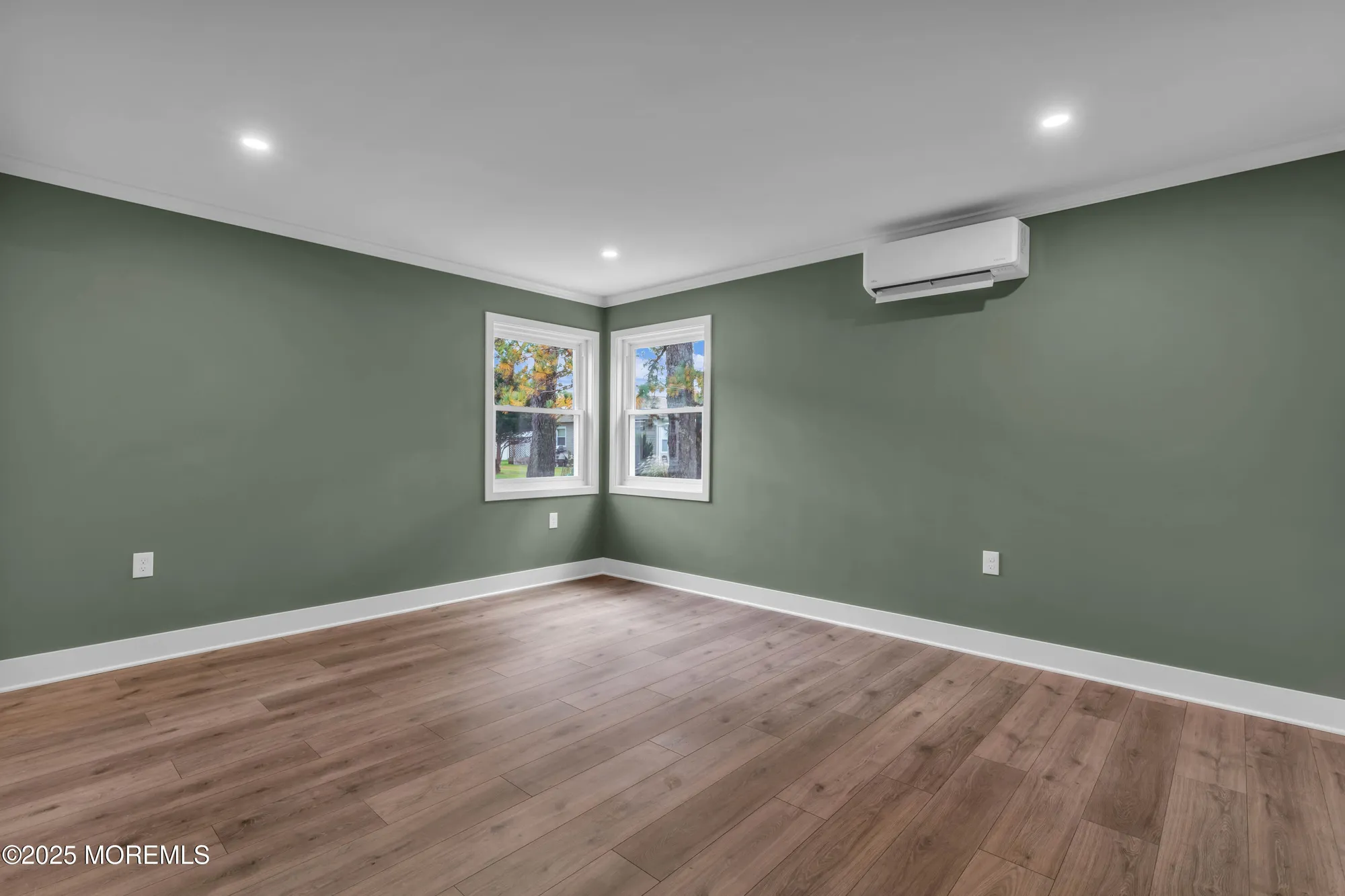 Property Slideshow image 15 of 26 | 94 troumaka st, Toms River, NJ, 08757