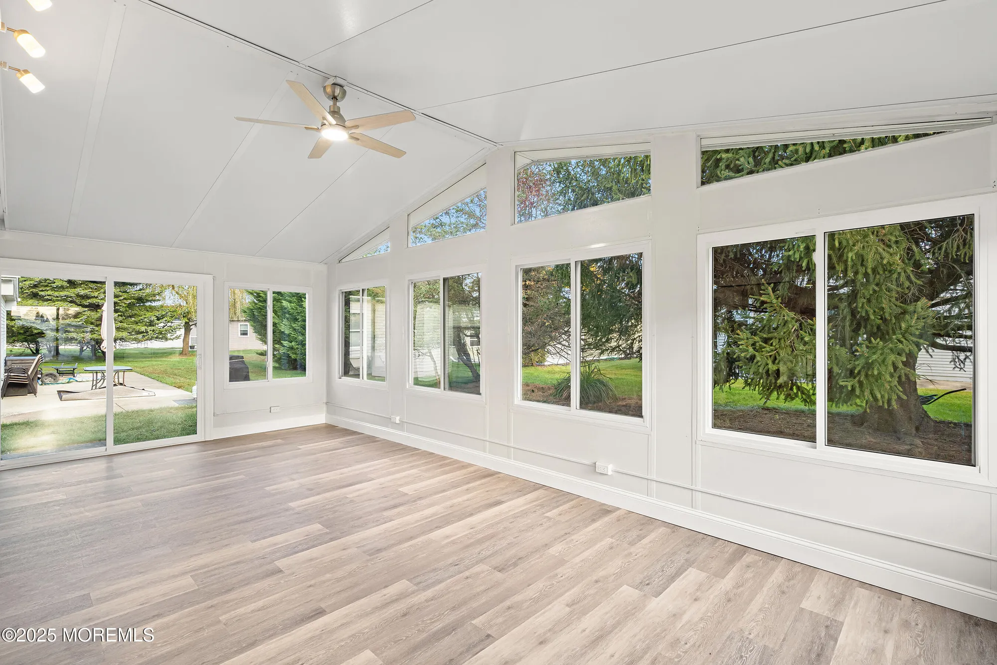 Property Slideshow image 12 of 37 | 18 banning ct, Toms River, NJ, 08757