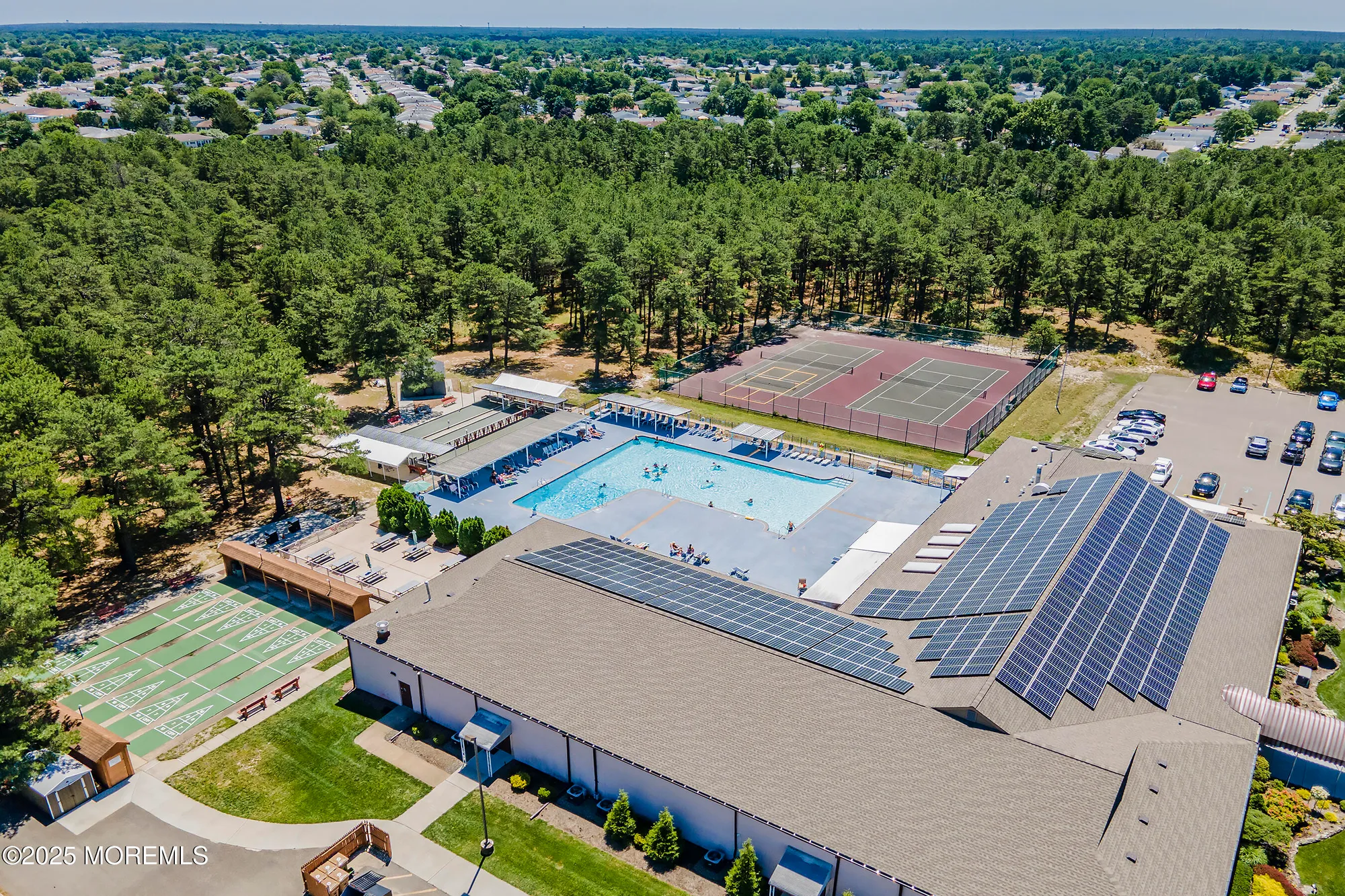 Property Slideshow image 27 of 37 | 18 banning ct, Toms River, NJ, 08757