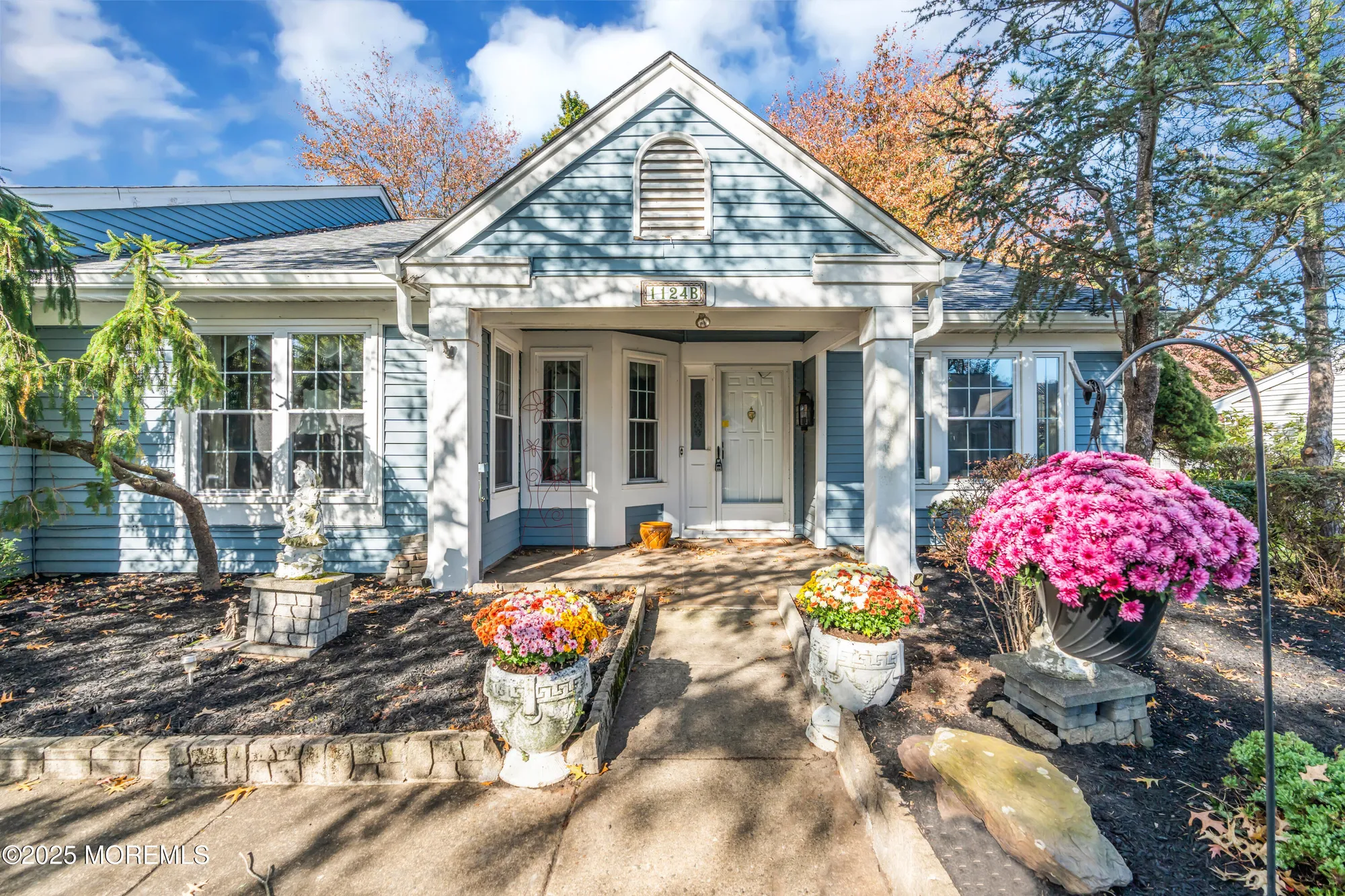 Property Slideshow image 6 of 45 | 1124b thornbury ln, Manchester, NJ, 08759