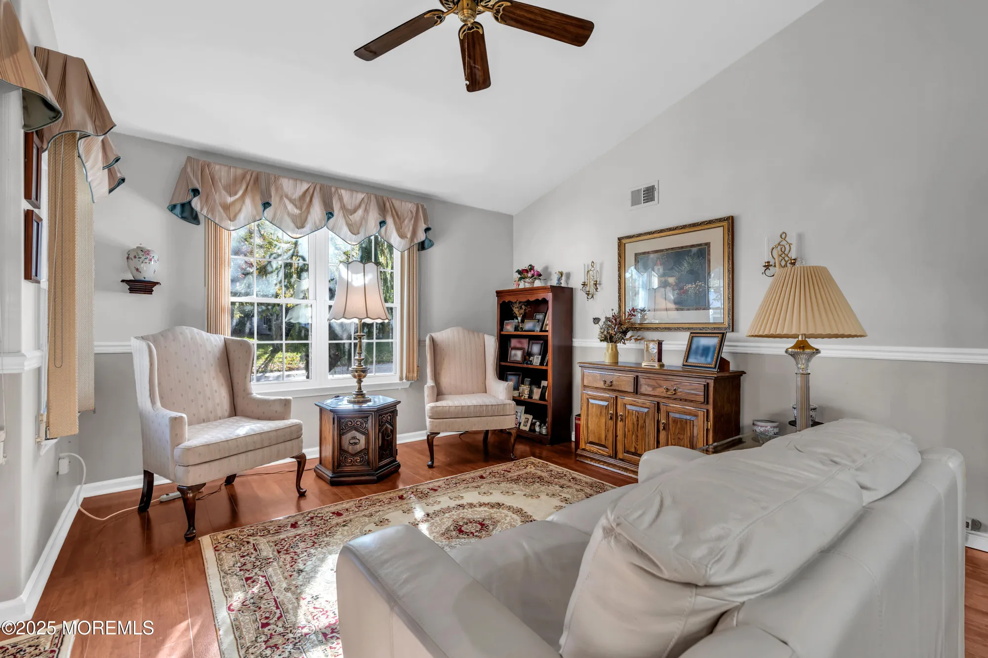 Property Slideshow image 14 of 45 | 1124b thornbury ln, Manchester, NJ, 08759