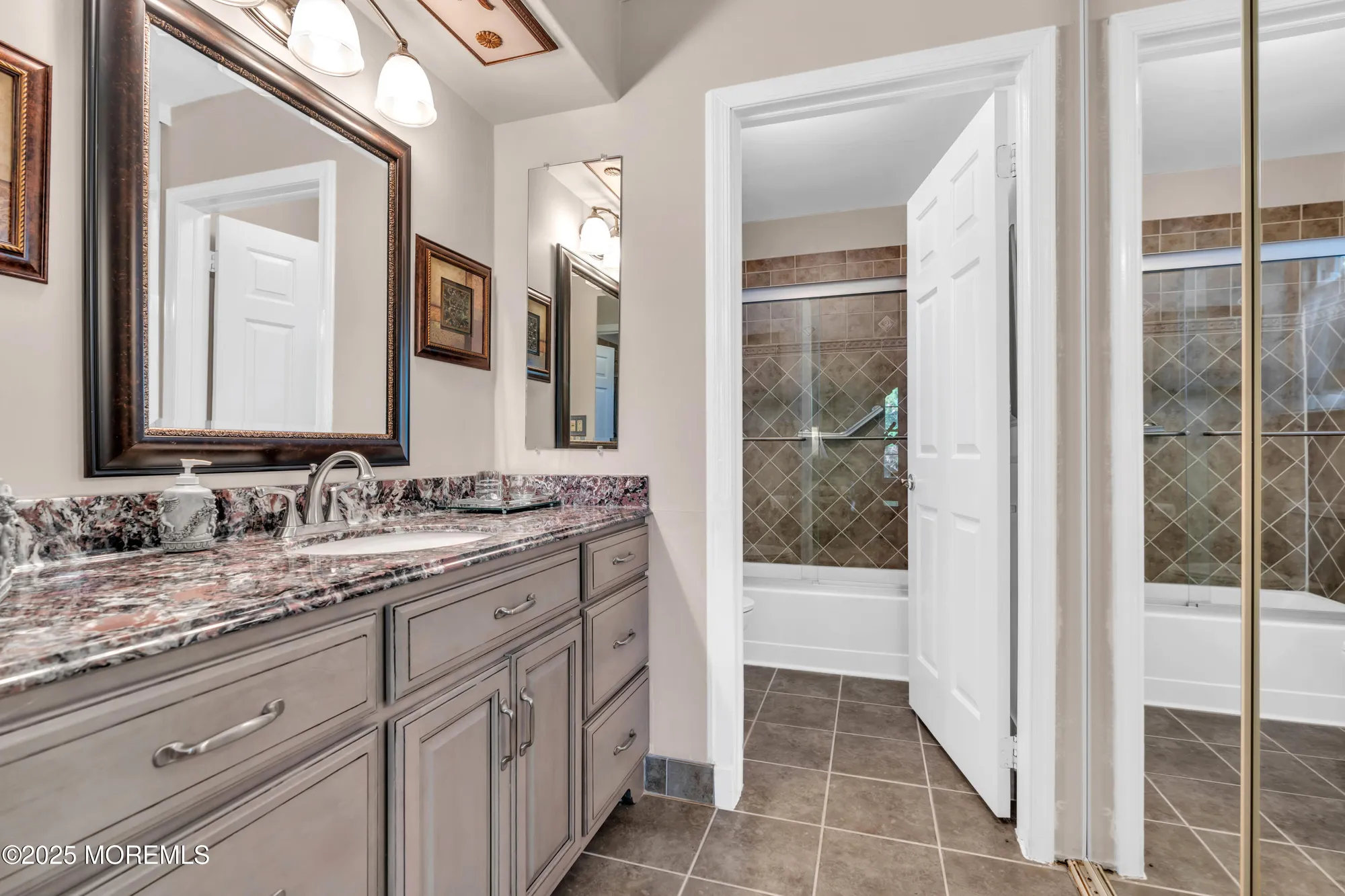 Property Slideshow image 33 of 45 | 1124b thornbury ln, Manchester, NJ, 08759