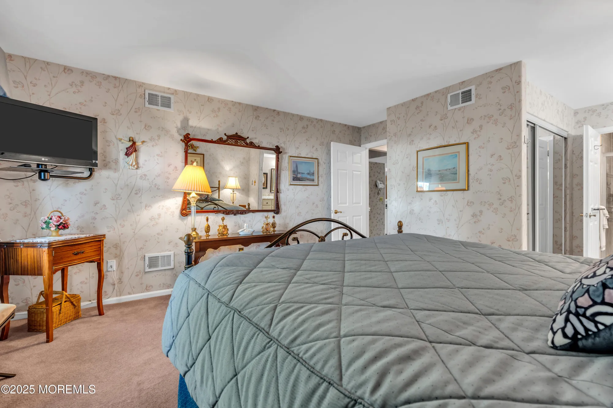 Property Slideshow image 38 of 45 | 1124b thornbury ln, Manchester, NJ, 08759