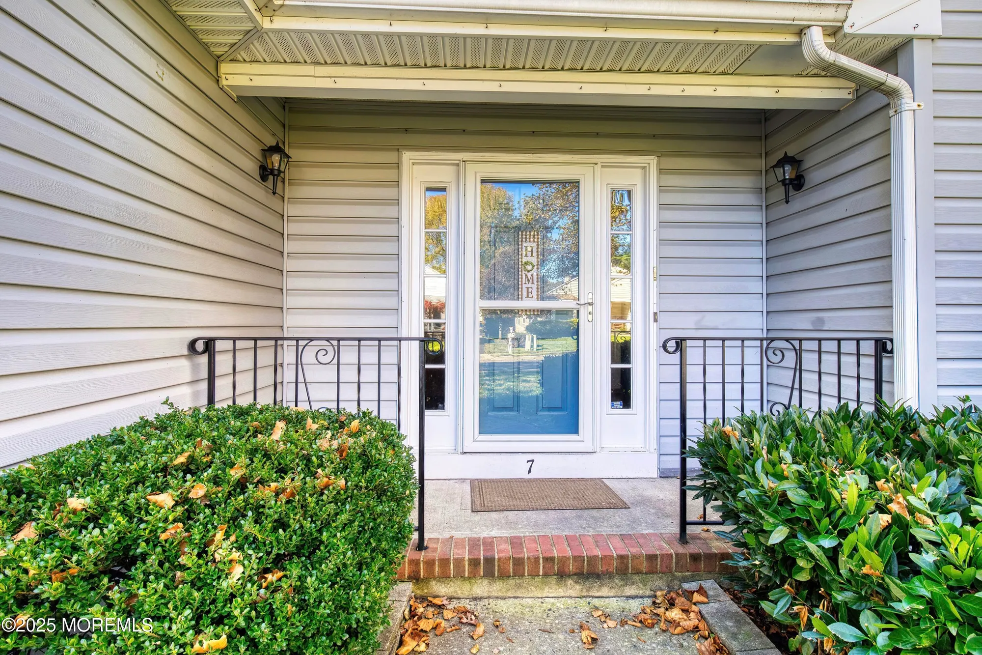 Property Slideshow image 4 of 43 | 7 brant dr, Brick, NJ, 08724