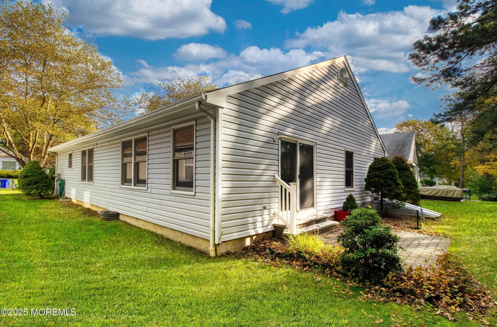 Property Slideshow image 8 of 43 | 7 brant dr, Brick, NJ, 08724