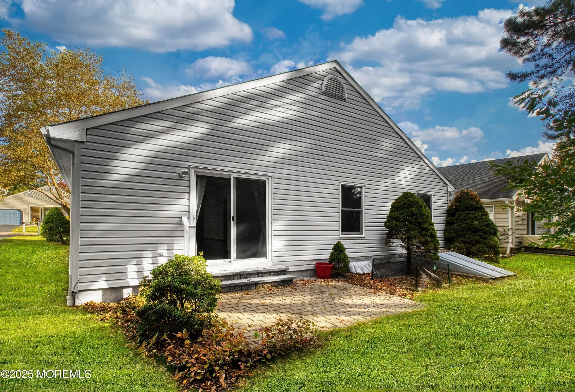Property Slideshow image 10 of 43 | 7 brant dr, Brick, NJ, 08724