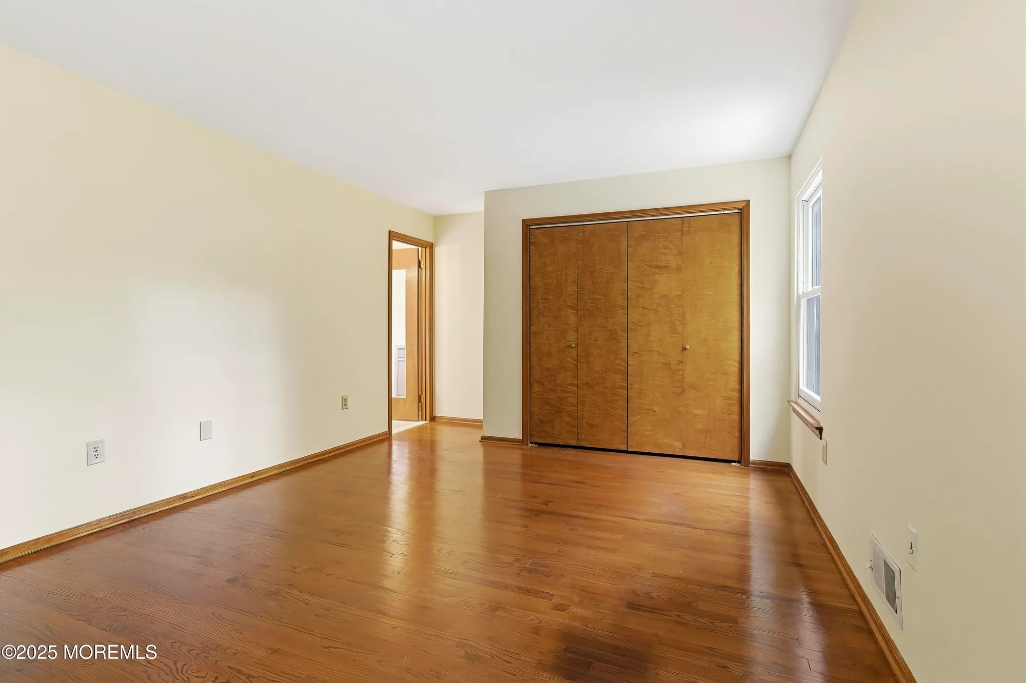 Property Slideshow image 13 of 43 | 7 brant dr, Brick, NJ, 08724