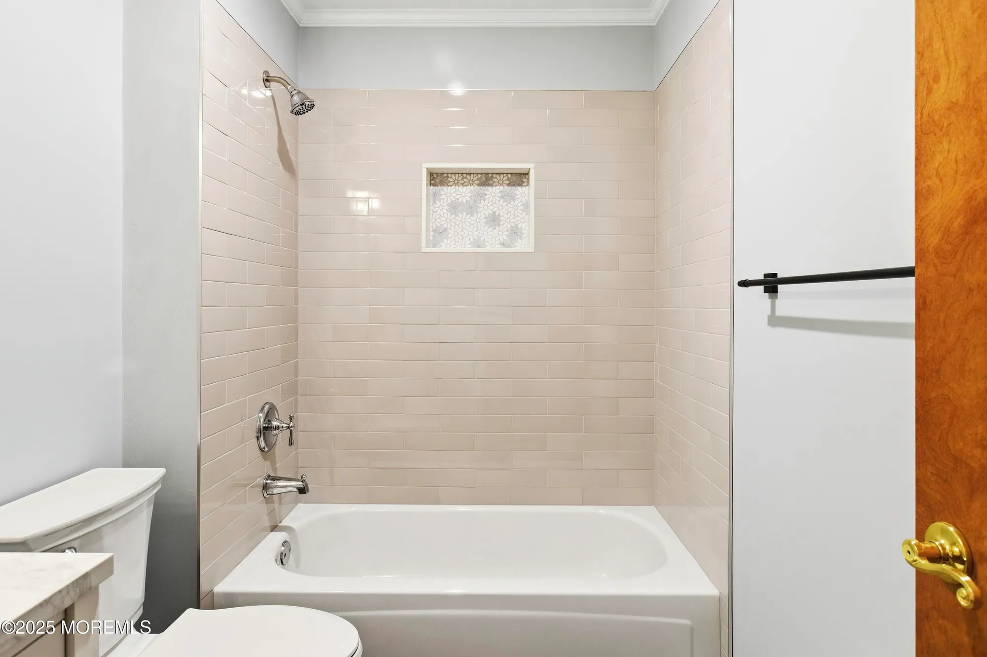 Property Slideshow image 19 of 43 | 7 brant dr, Brick, NJ, 08724