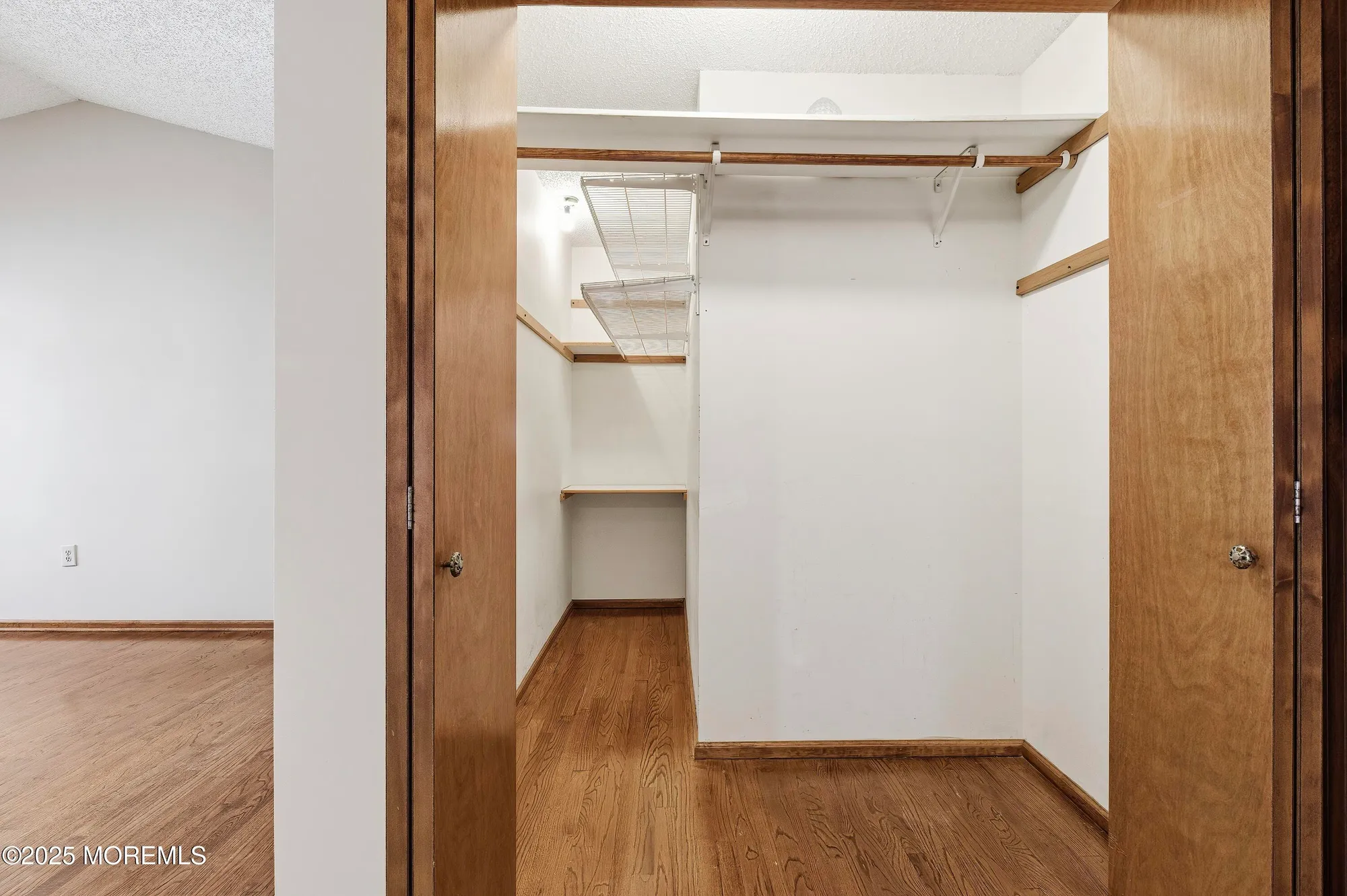 Property Slideshow image 21 of 43 | 7 brant dr, Brick, NJ, 08724