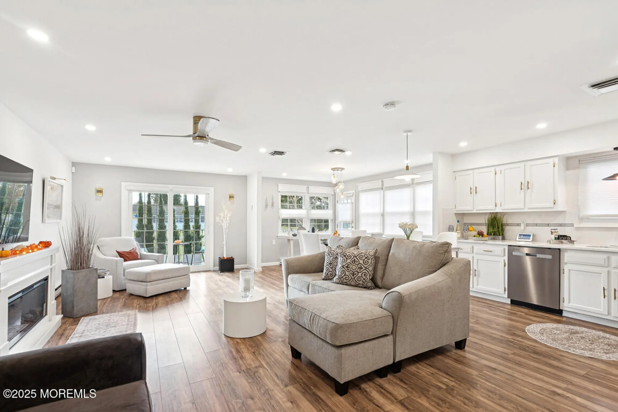 Property Slideshow image 3 of 30 | 5 phillips rd, Brick, NJ, 08724