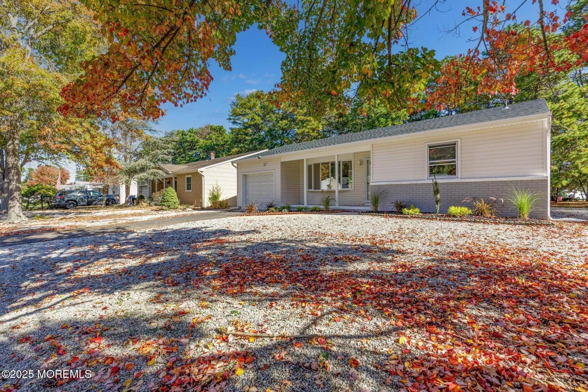 Property Slideshow image 3 of 39 | 30 zeeland dr, Toms River, NJ, 08757
