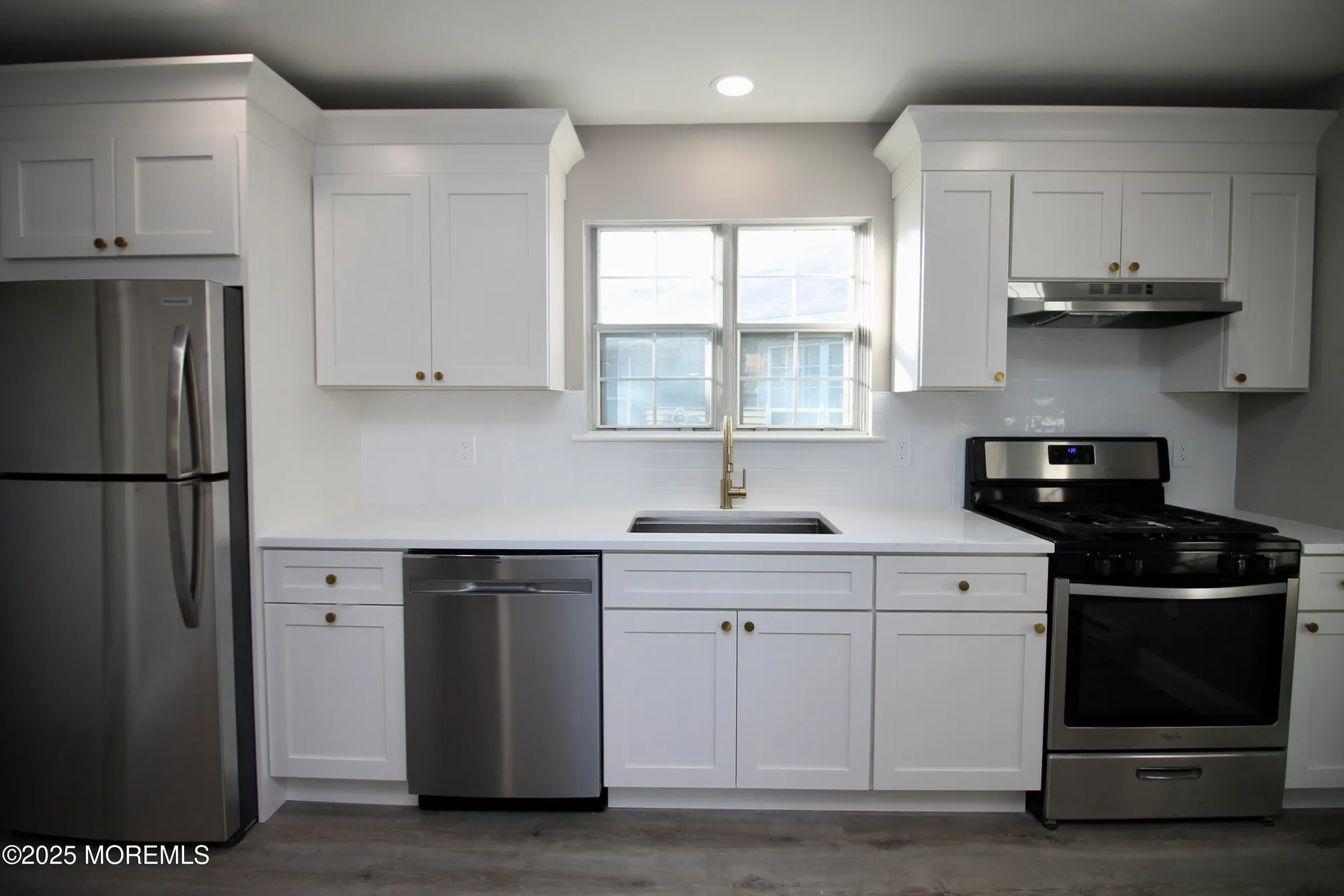 Property Slideshow image 7 of 32 | 32 carnaby close, Freehold, NJ, 07728