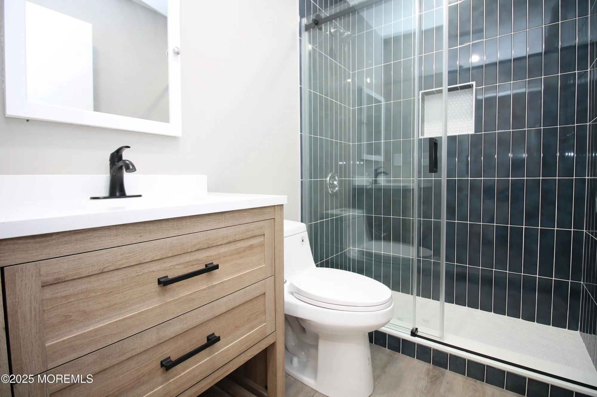 Property Slideshow image 19 of 32 | 32 carnaby close, Freehold, NJ, 07728