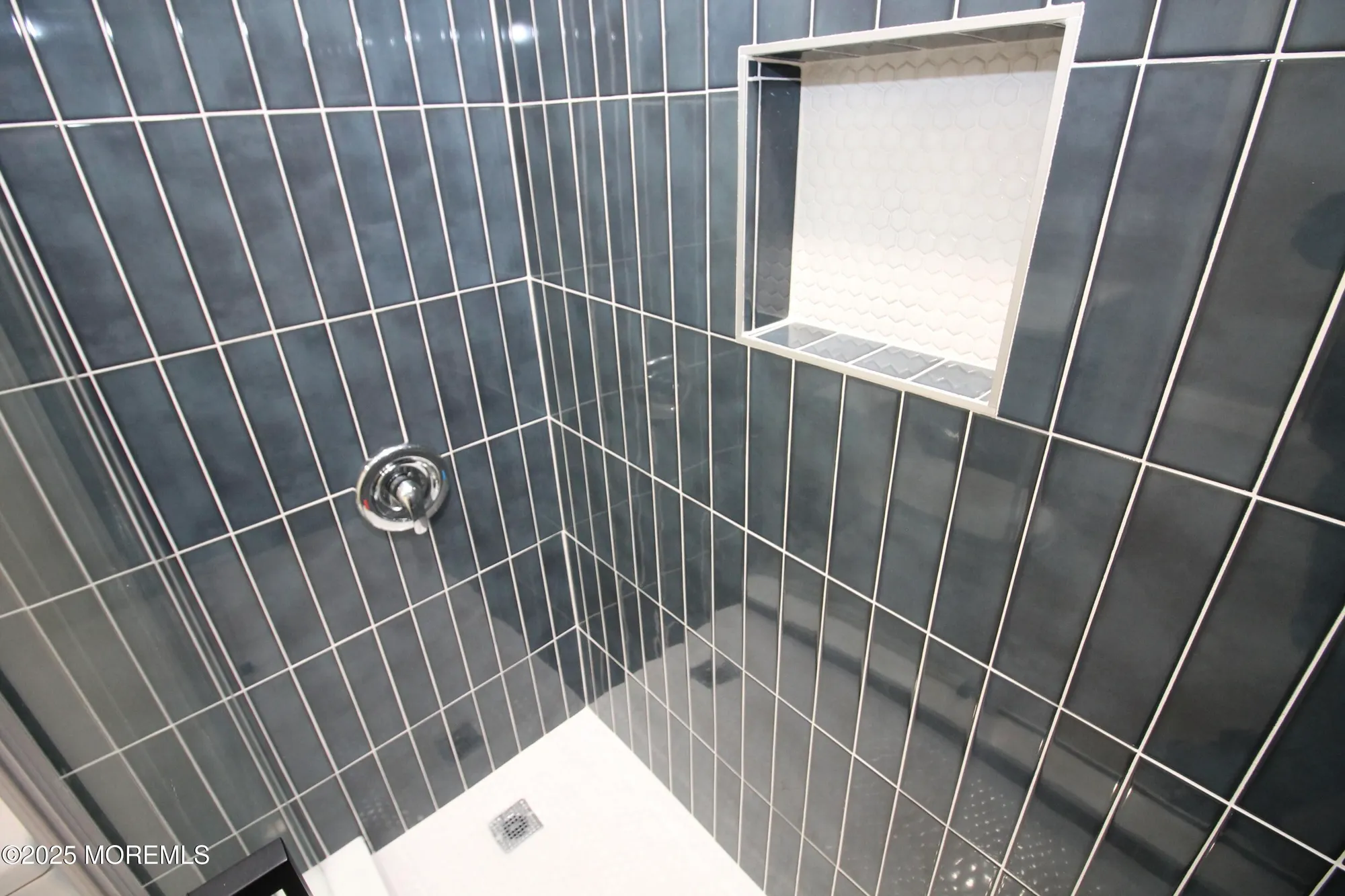 Property Slideshow image 21 of 32 | 32 carnaby close, Freehold, NJ, 07728