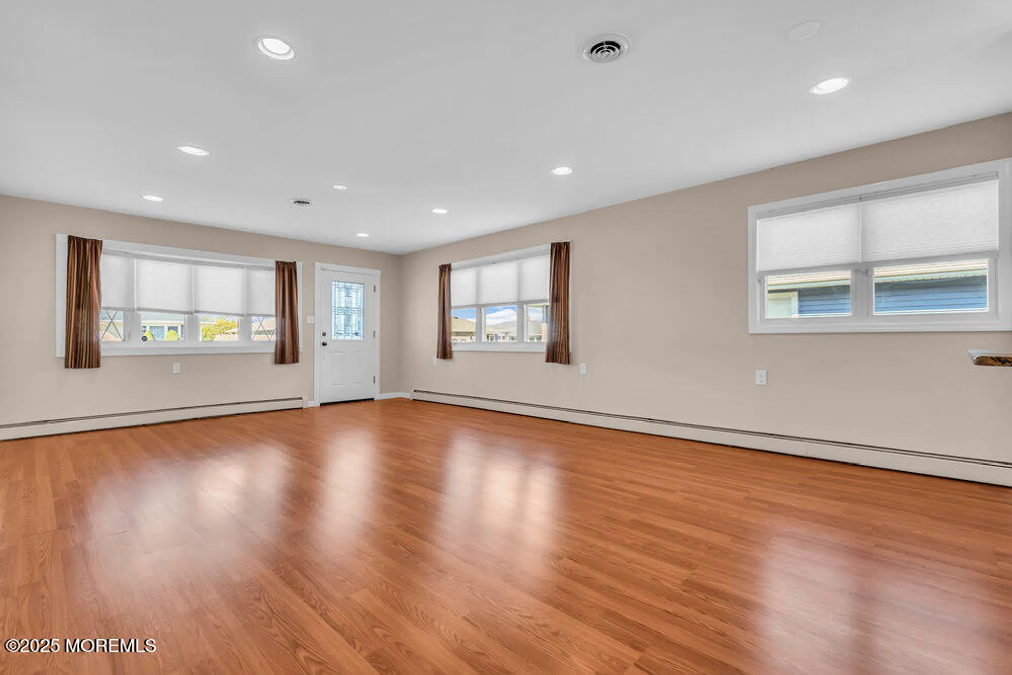 Property Slideshow image 10 of 36 | 32 harrington dr, Toms River, NJ, 08757