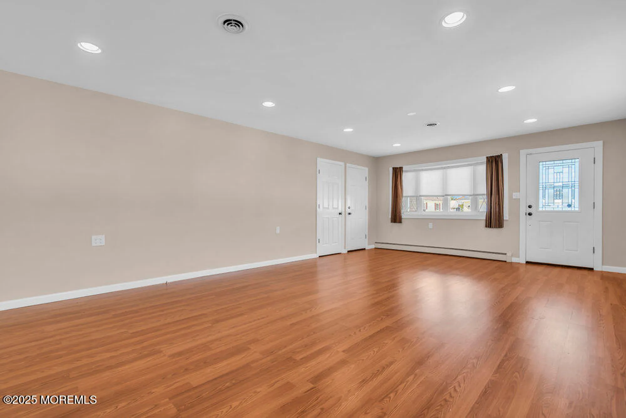 Property Slideshow image 11 of 36 | 32 harrington dr, Toms River, NJ, 08757