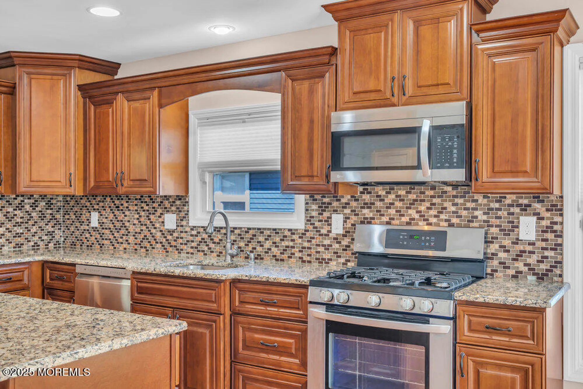 Property Slideshow image 16 of 36 | 32 harrington dr, Toms River, NJ, 08757